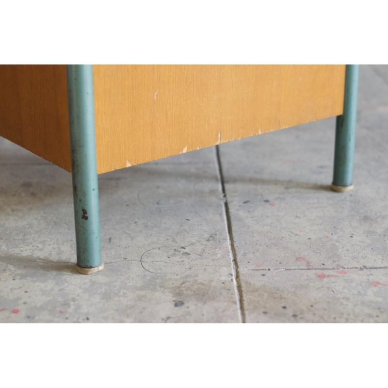 Oak Desk from Jean Prouvé Workshops, 1950 For Sale 1