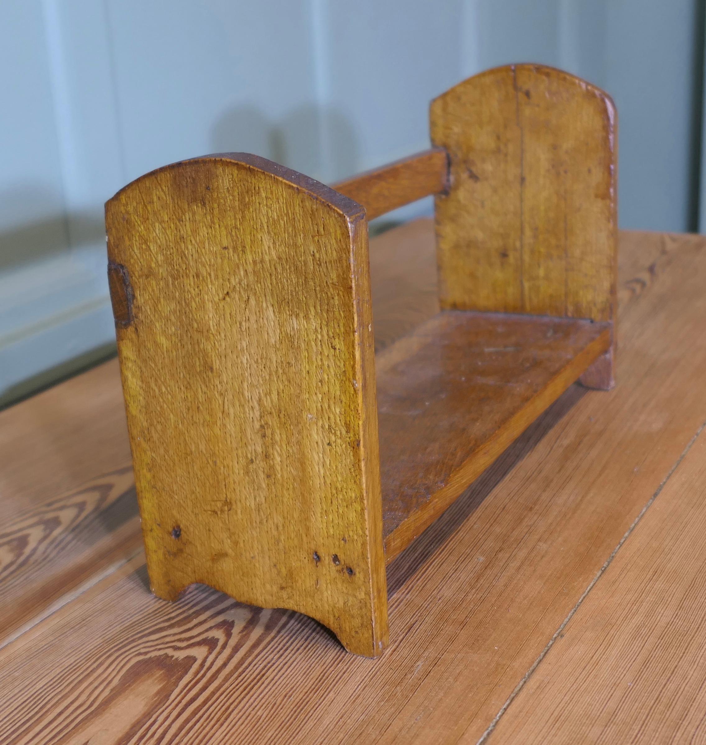 Milieu du XXe siècle Bibliothèque de bureau en Oak  Une pièce utile fabriquée en Oak Oak en vente