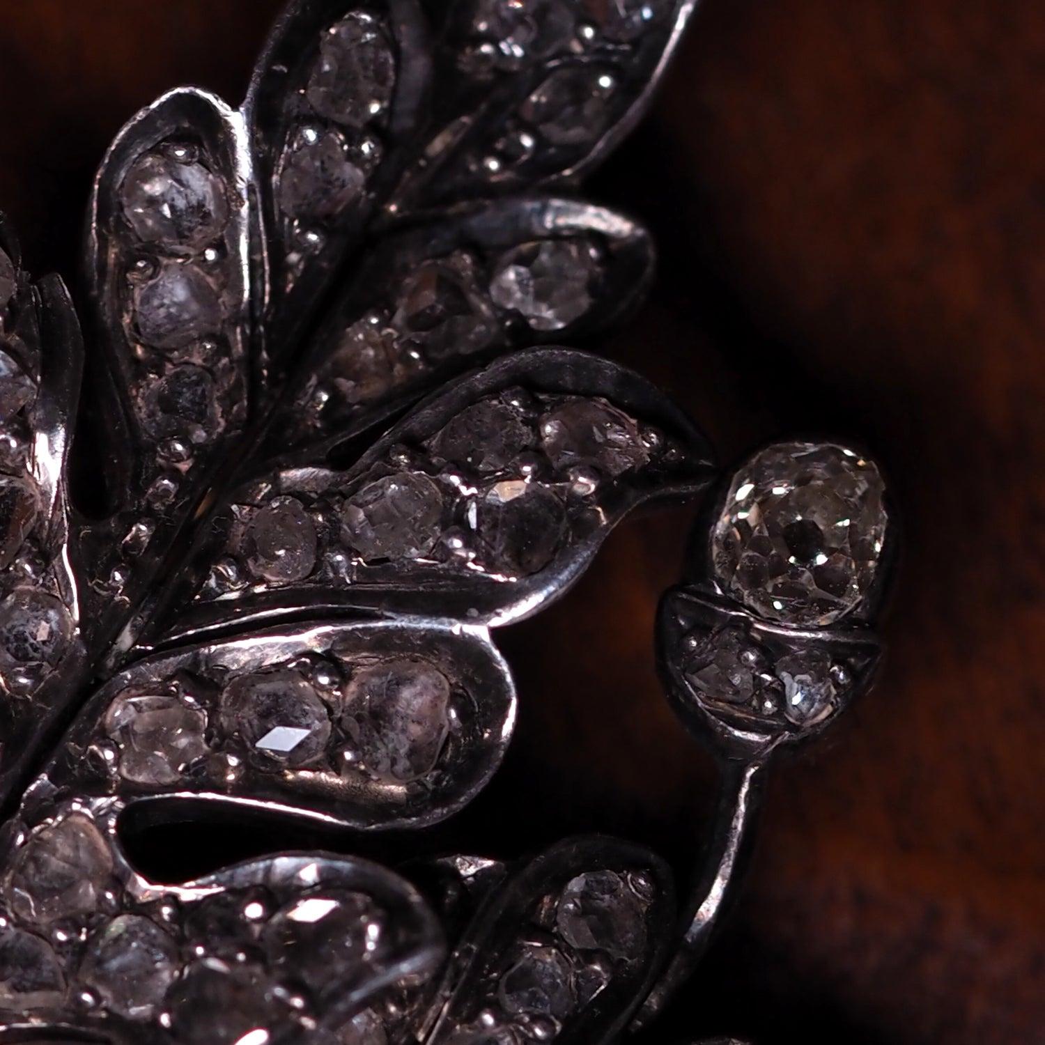 Oak Diamond Brosche Mid-Victorian Gold Silber Old Mined Cut Diamanten Geschenk Unisex im Angebot 11