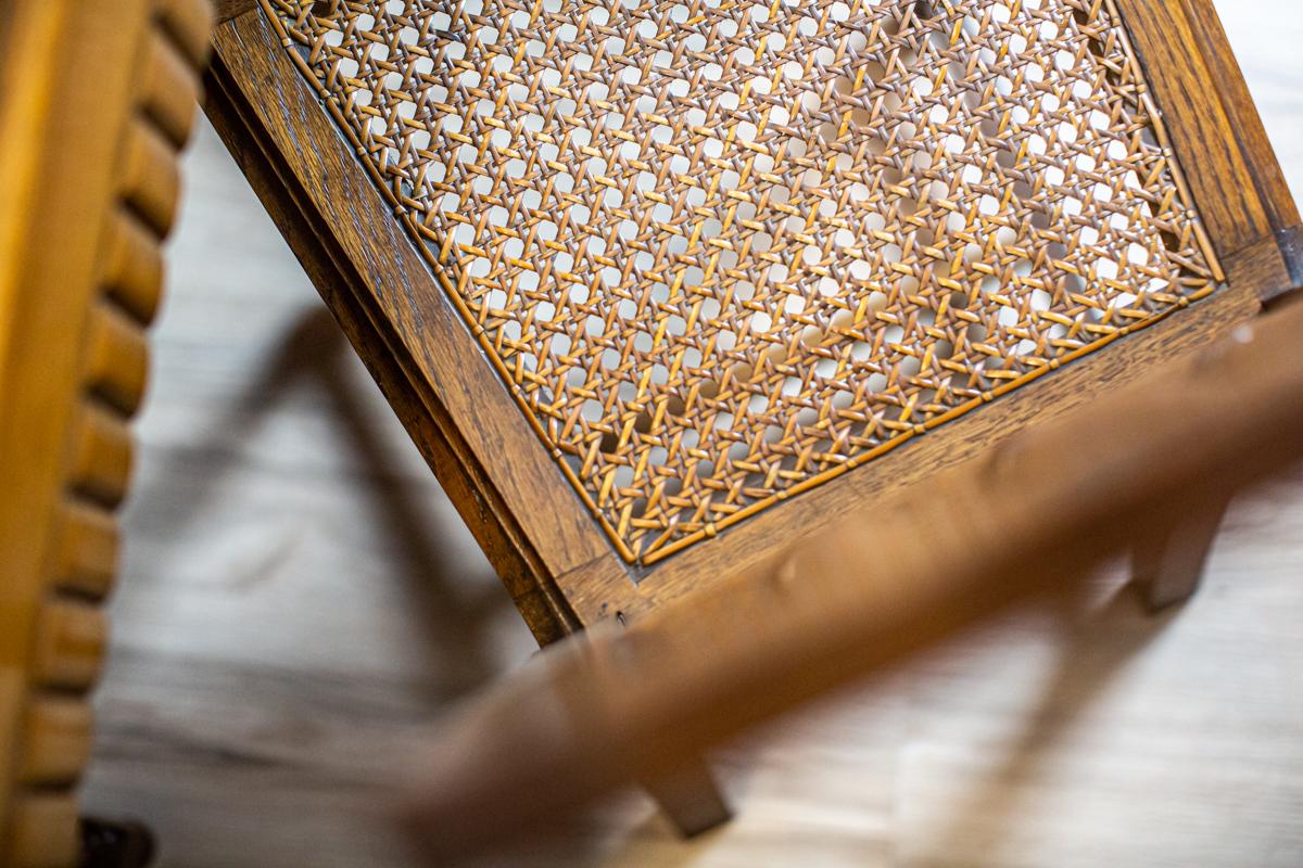 Europeo Set da pranzo in Oak con elementi in marmo e rattan, anni '50, set di 9 pezzi in vendita