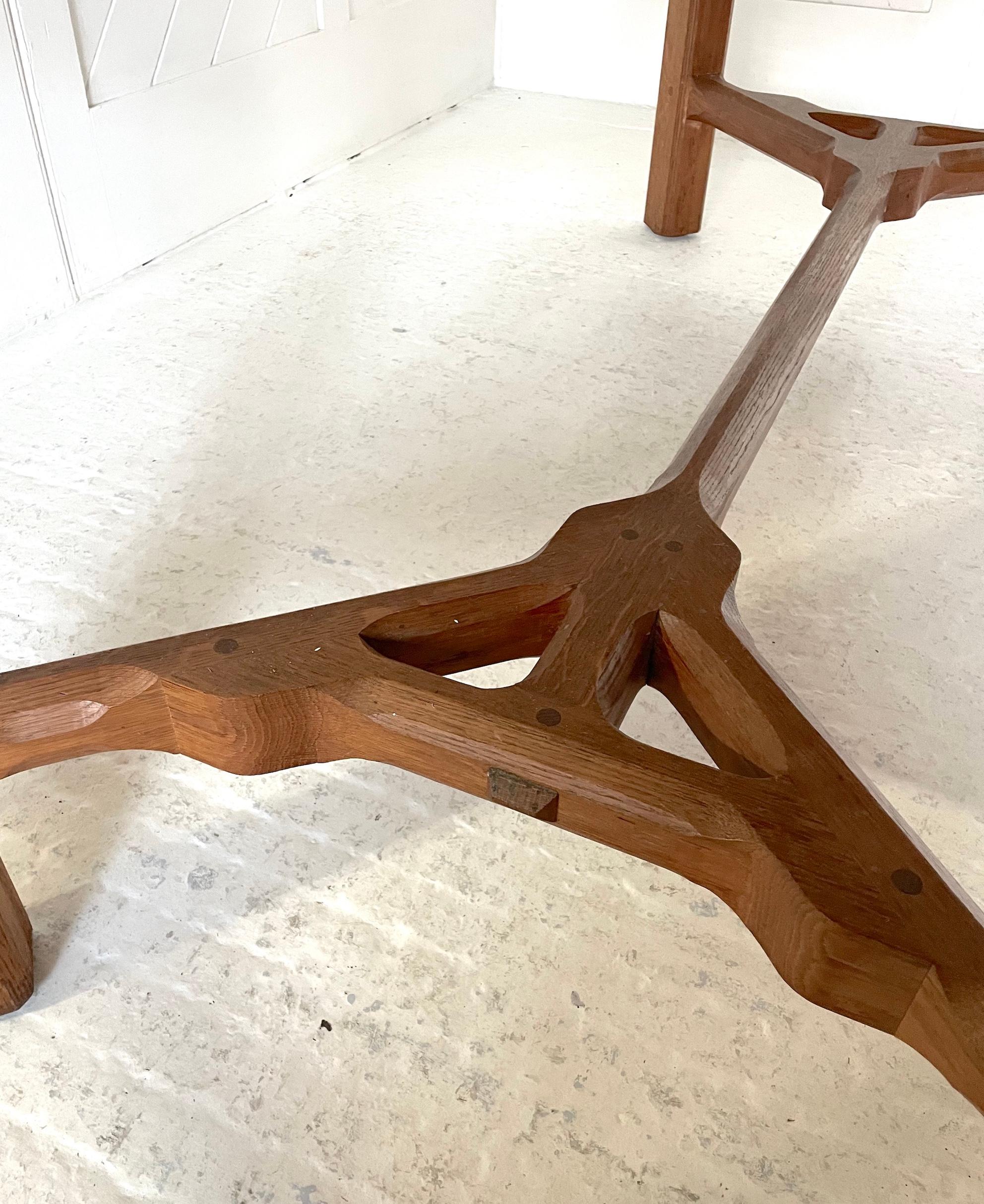 Table de salle à manger d'après un dessin de Sidney Barnsley Bon état - En vente à Petworth, GB
