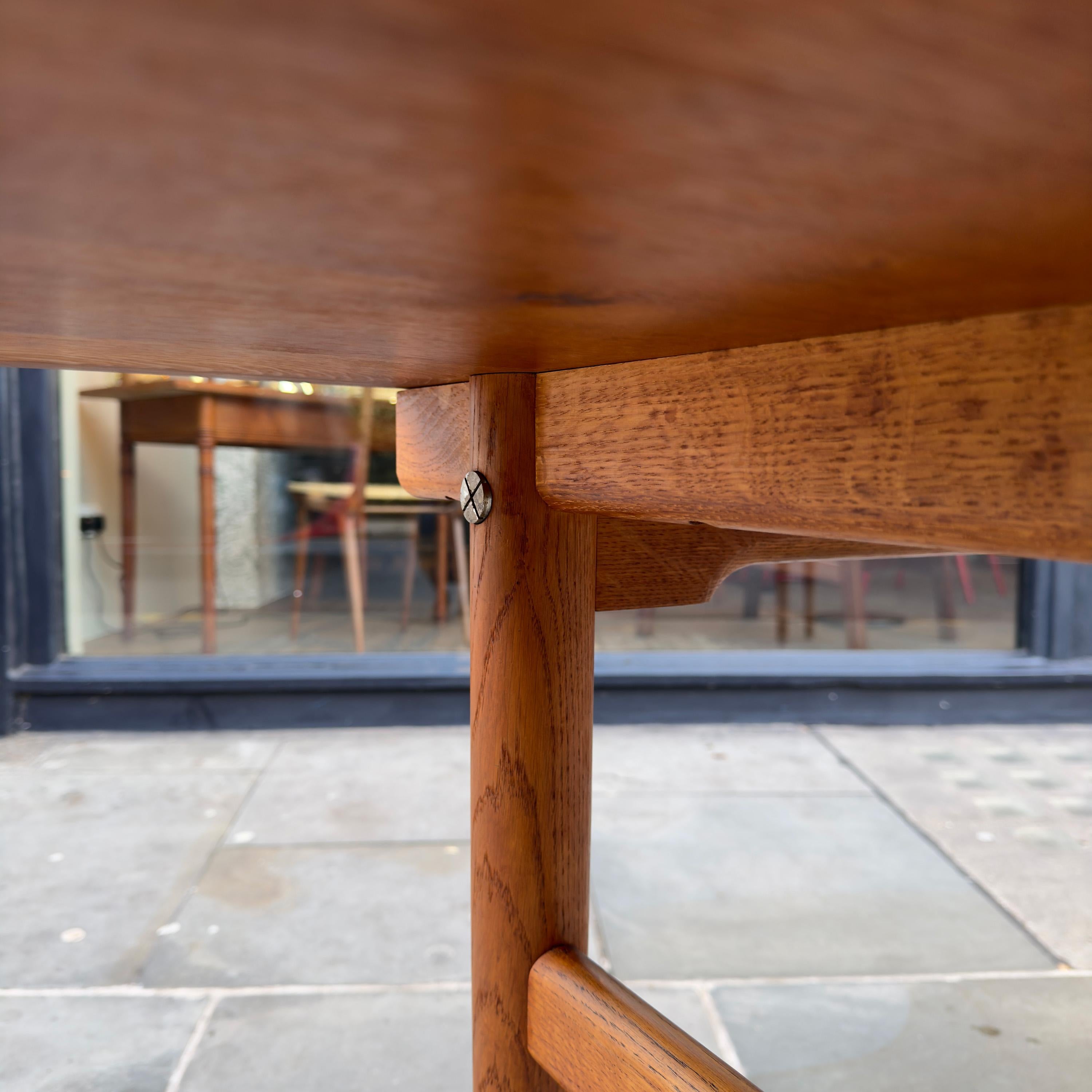 Mid-Century Modern Oak Dining Table by Hans Wegner For Sale