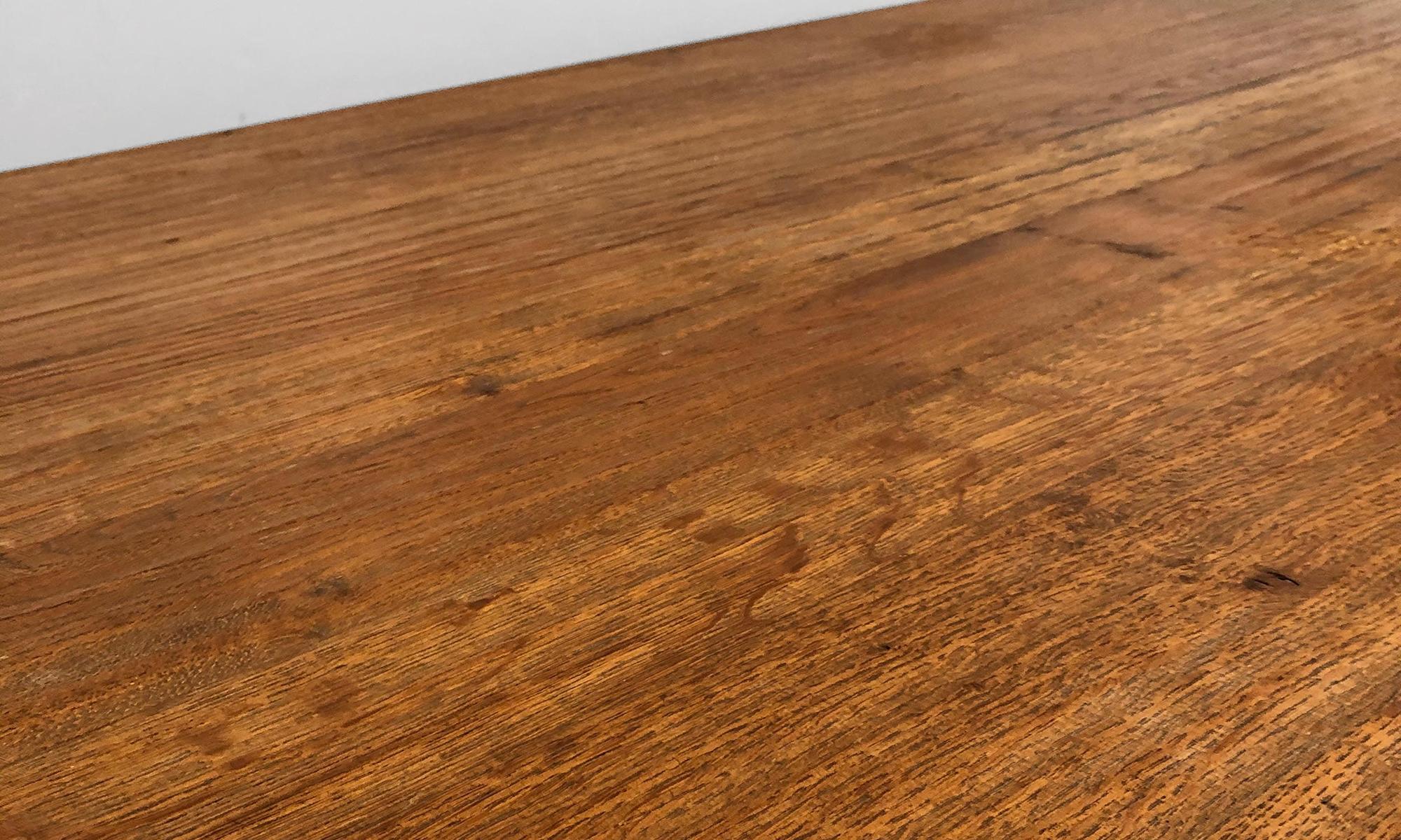 Oak Dining Table In Good Condition In Culver City, CA