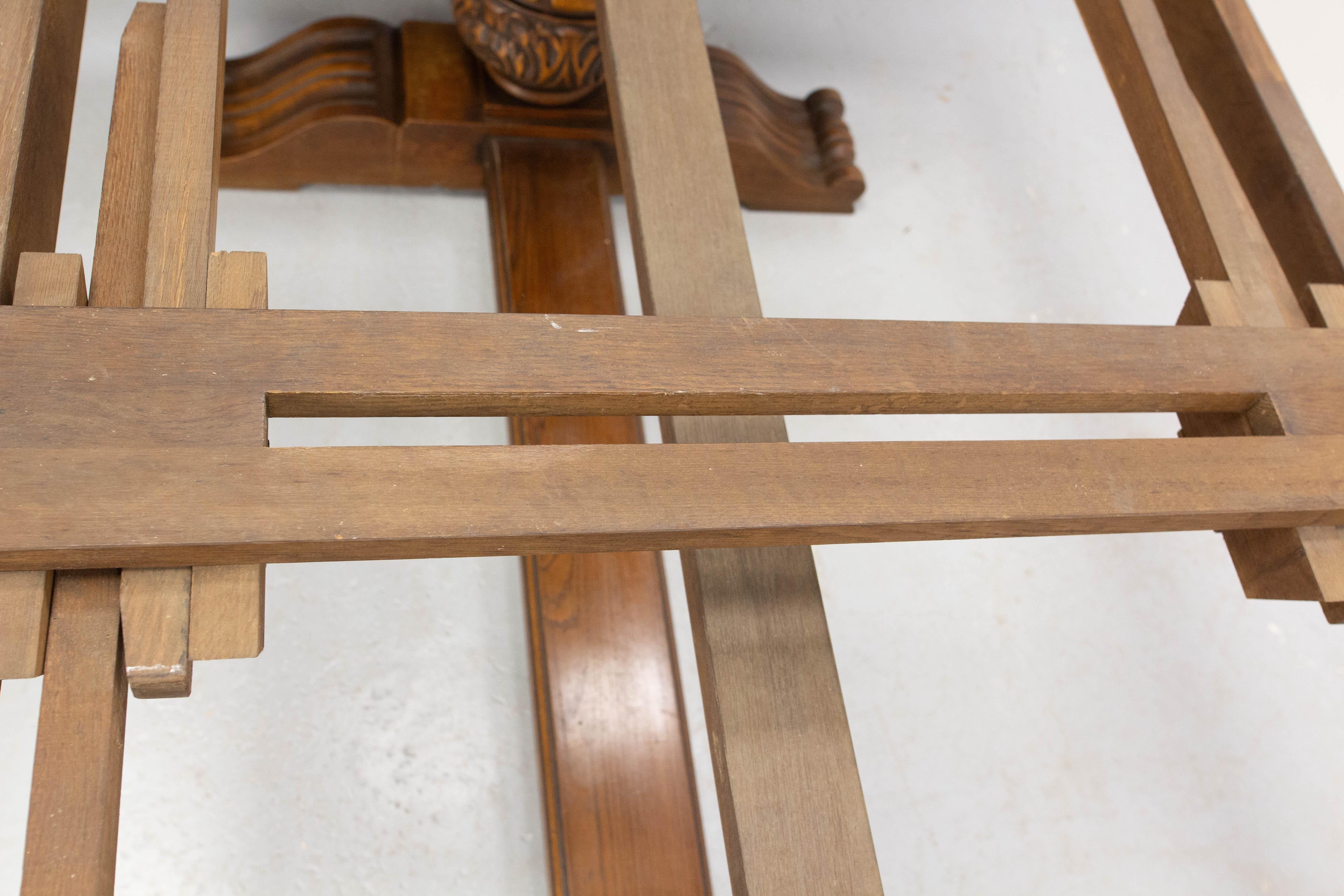 Table de salle à manger de réfectoire néo-Renaissance avec plateau en parquet de diamants en vente 6