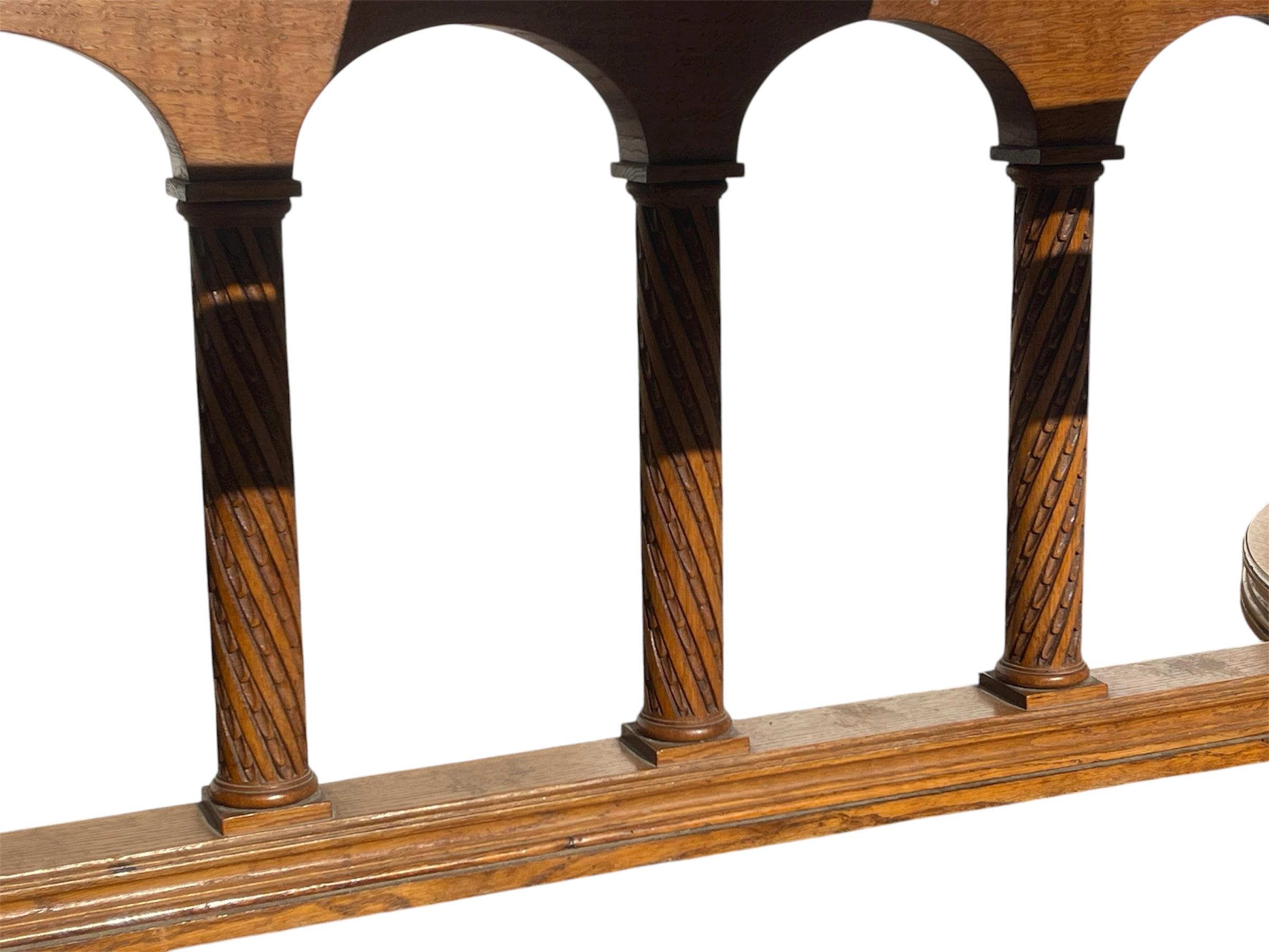 Mesa de comedor de roble con extensiones, siglo XIX en venta 3