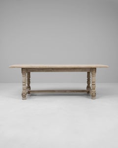 Tavolo da pranzo in Oak con gambe tornite e accenti a blocco