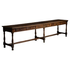 Table de tiroirs en chêne, France, circa 1880
