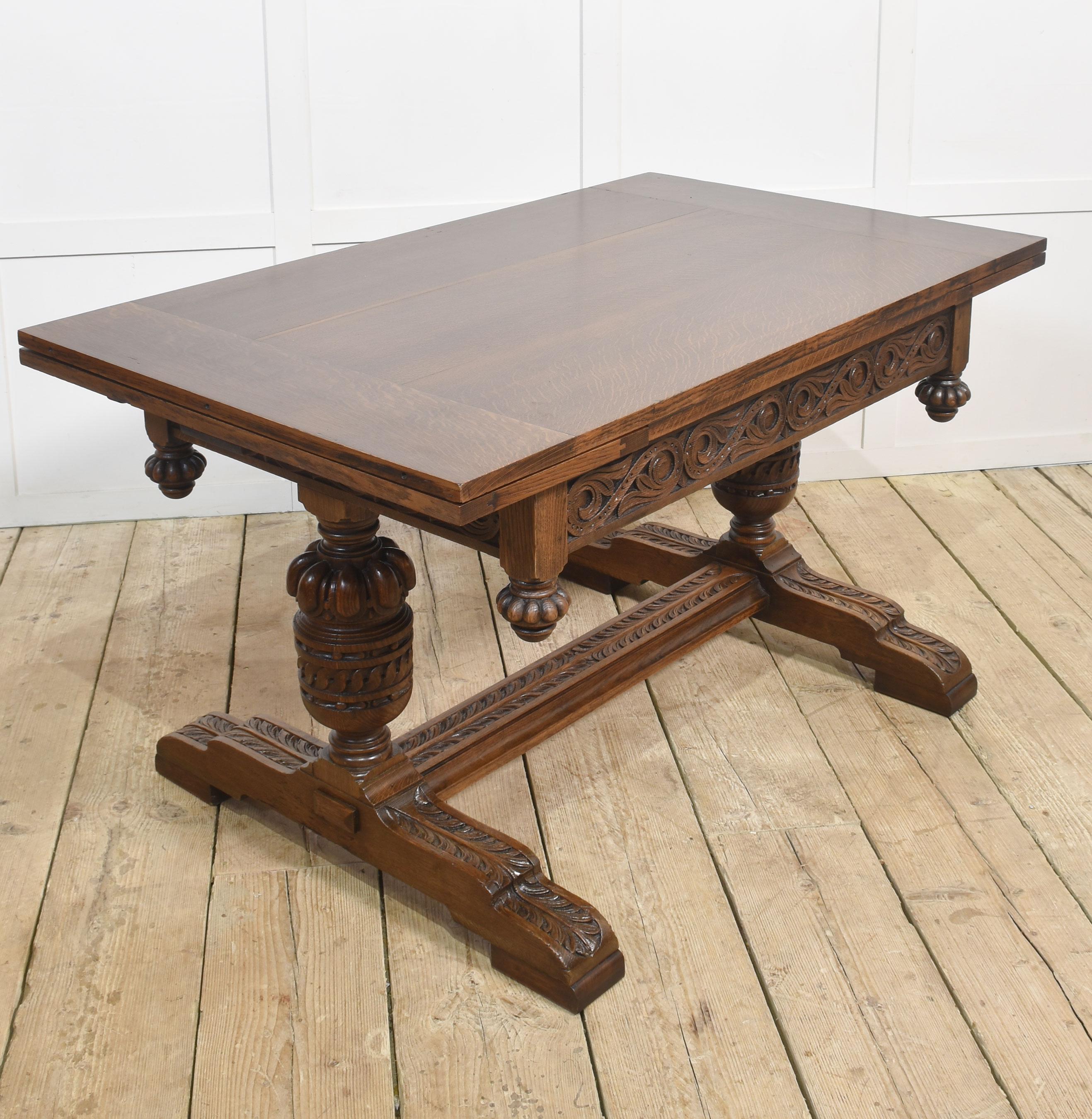 Mesa de refectorio de roble con cajones Británico en venta