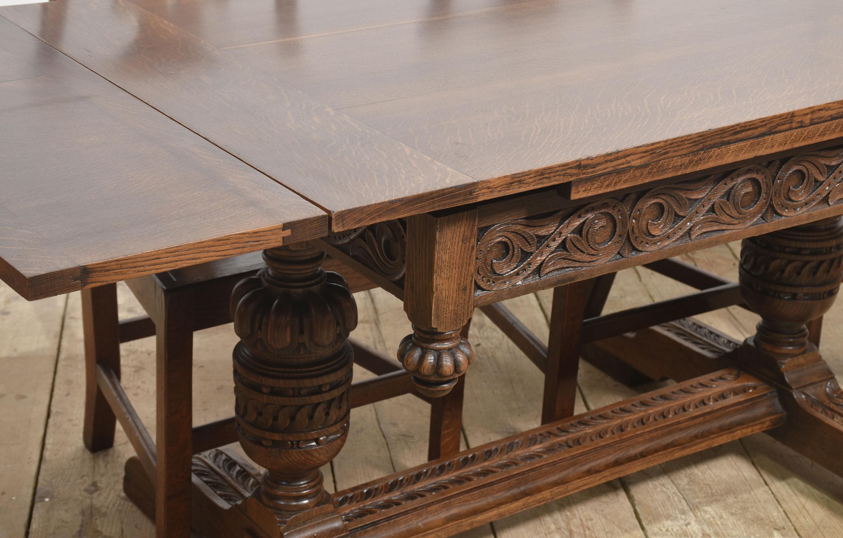 Mesa de refectorio de roble con cajones en venta 2