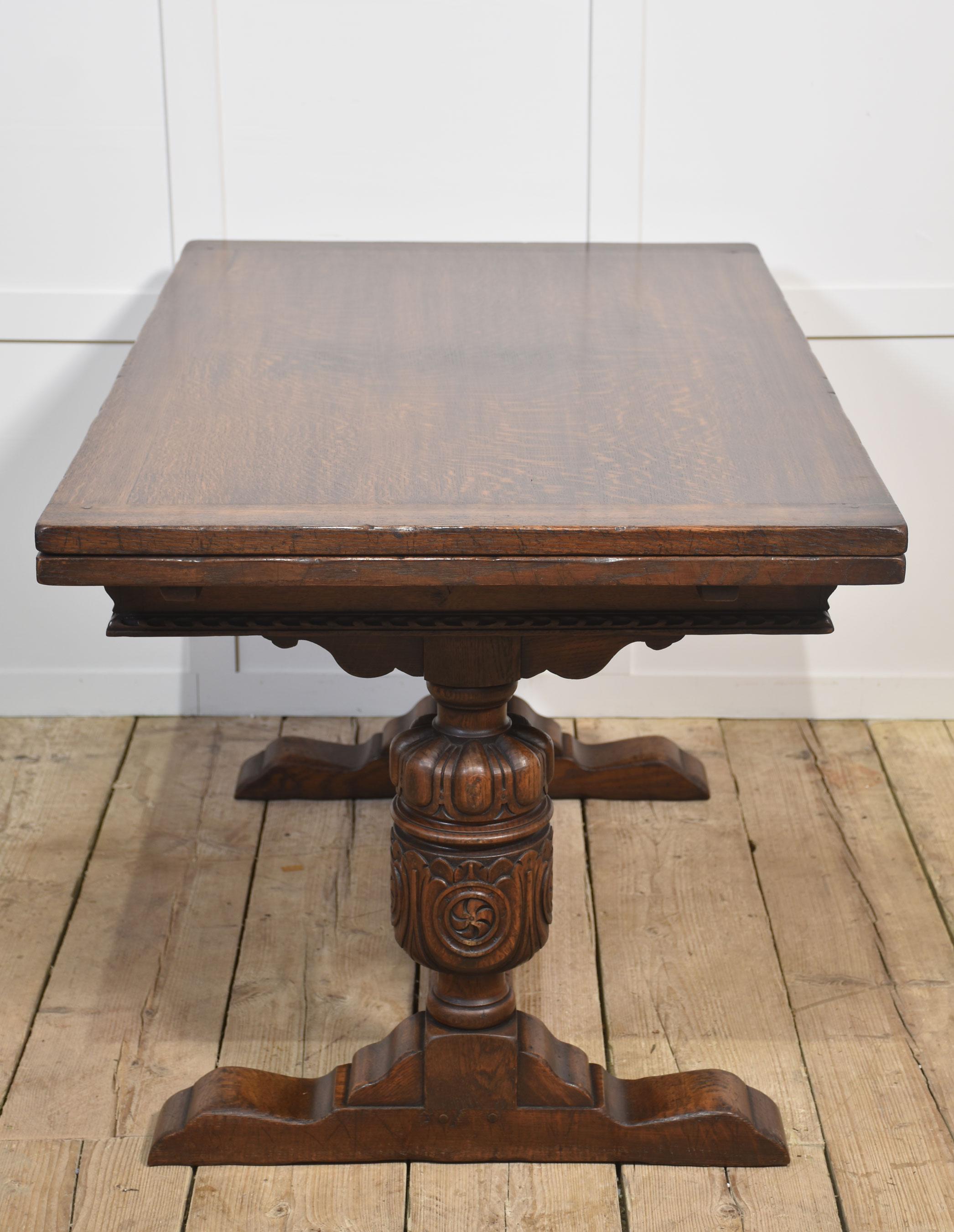 Oak draw leaf refectory table For Sale 4