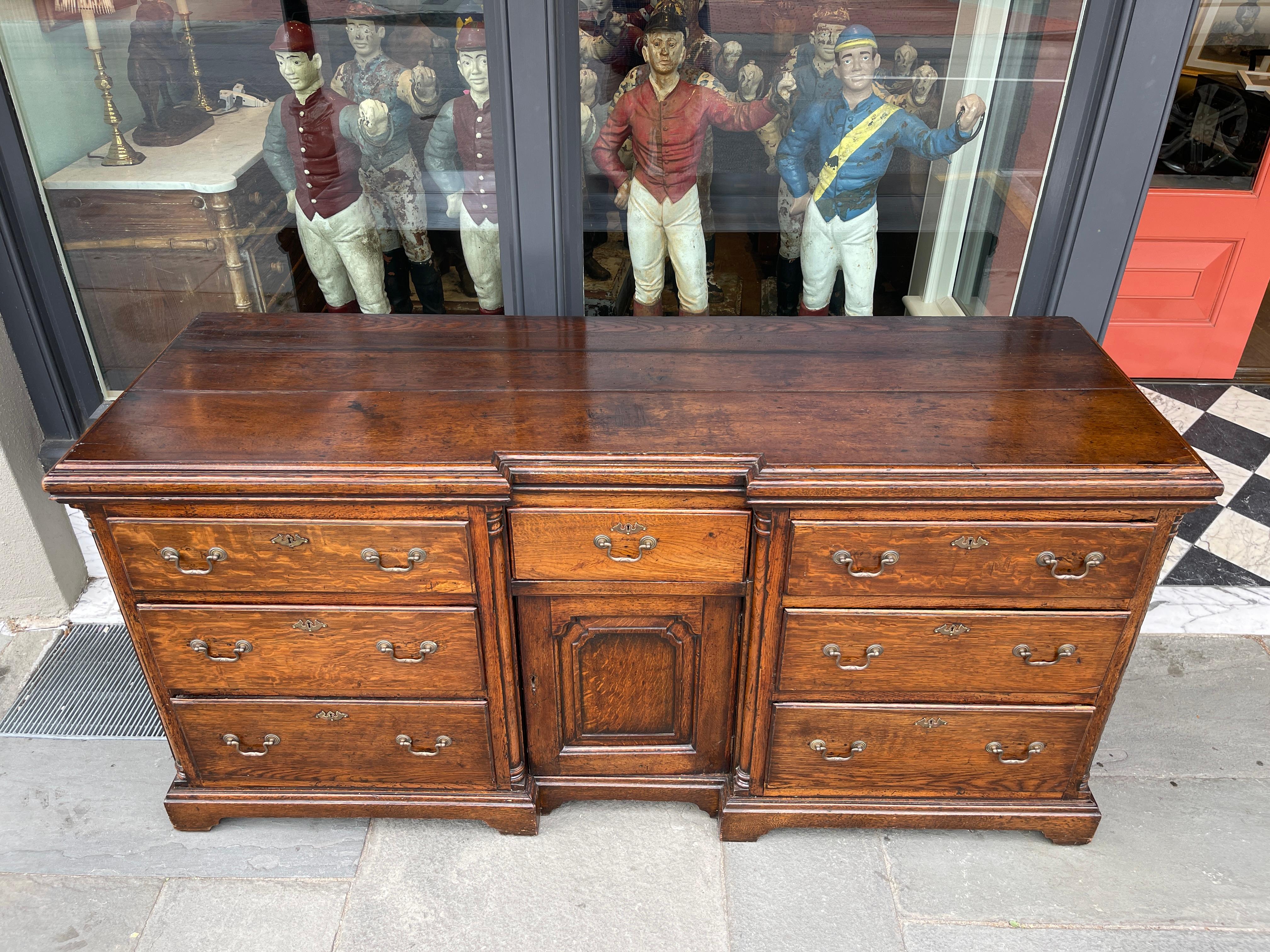 Oak Dresser Base with Drawers and Center Cabinet 18th Century In Good Condition For Sale In Charleston, SC