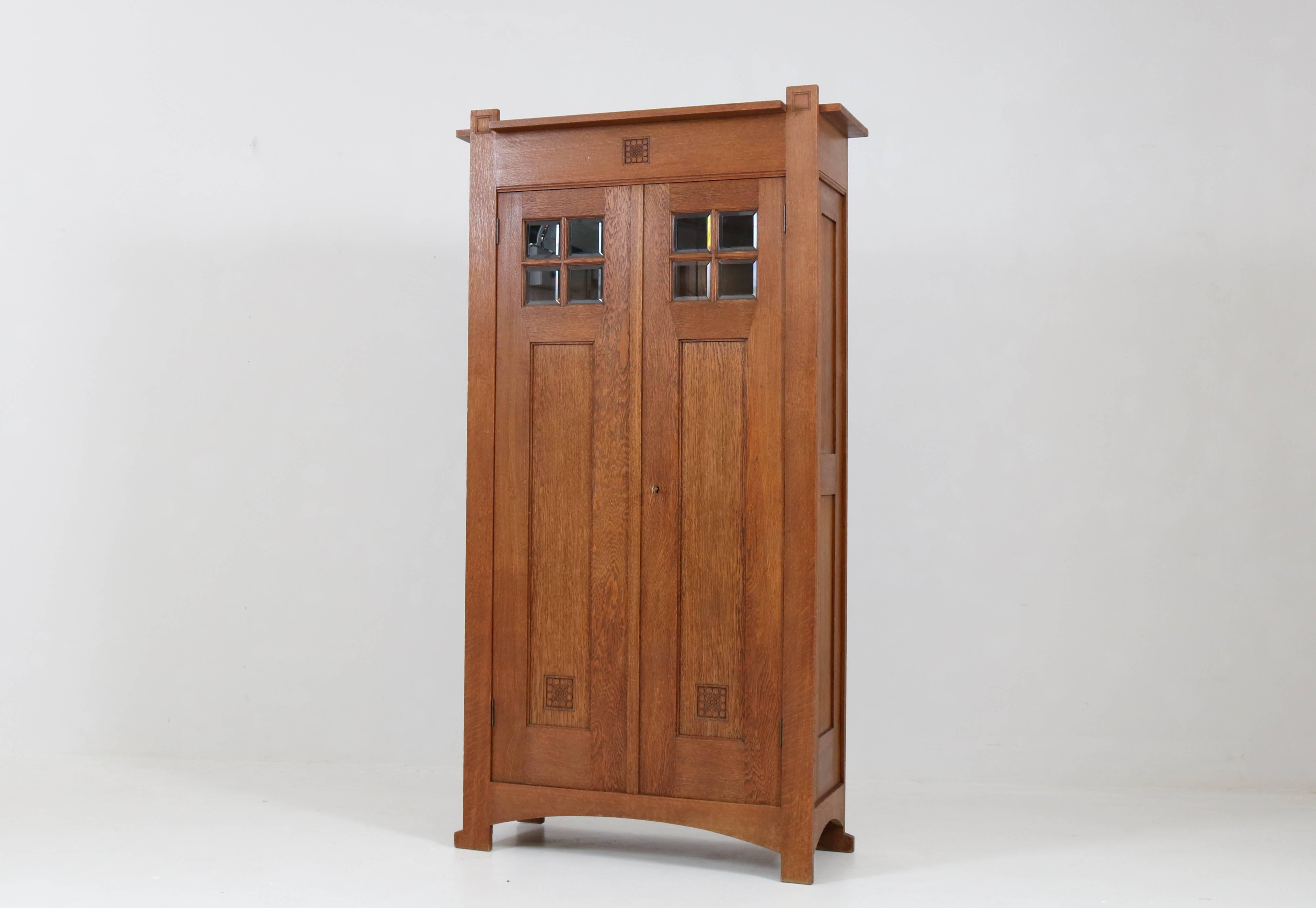 Offered by Amsterdam Modernism:
Rare and hard to find Art Nouveau Arts & Crafts armoir by Willem Penaat for
Fa.Haag & Zn Amsterdam.
Striking Dutch design from the 1890s.
Solid oak with four original wooden shelves.
Marked on the original key.
Please