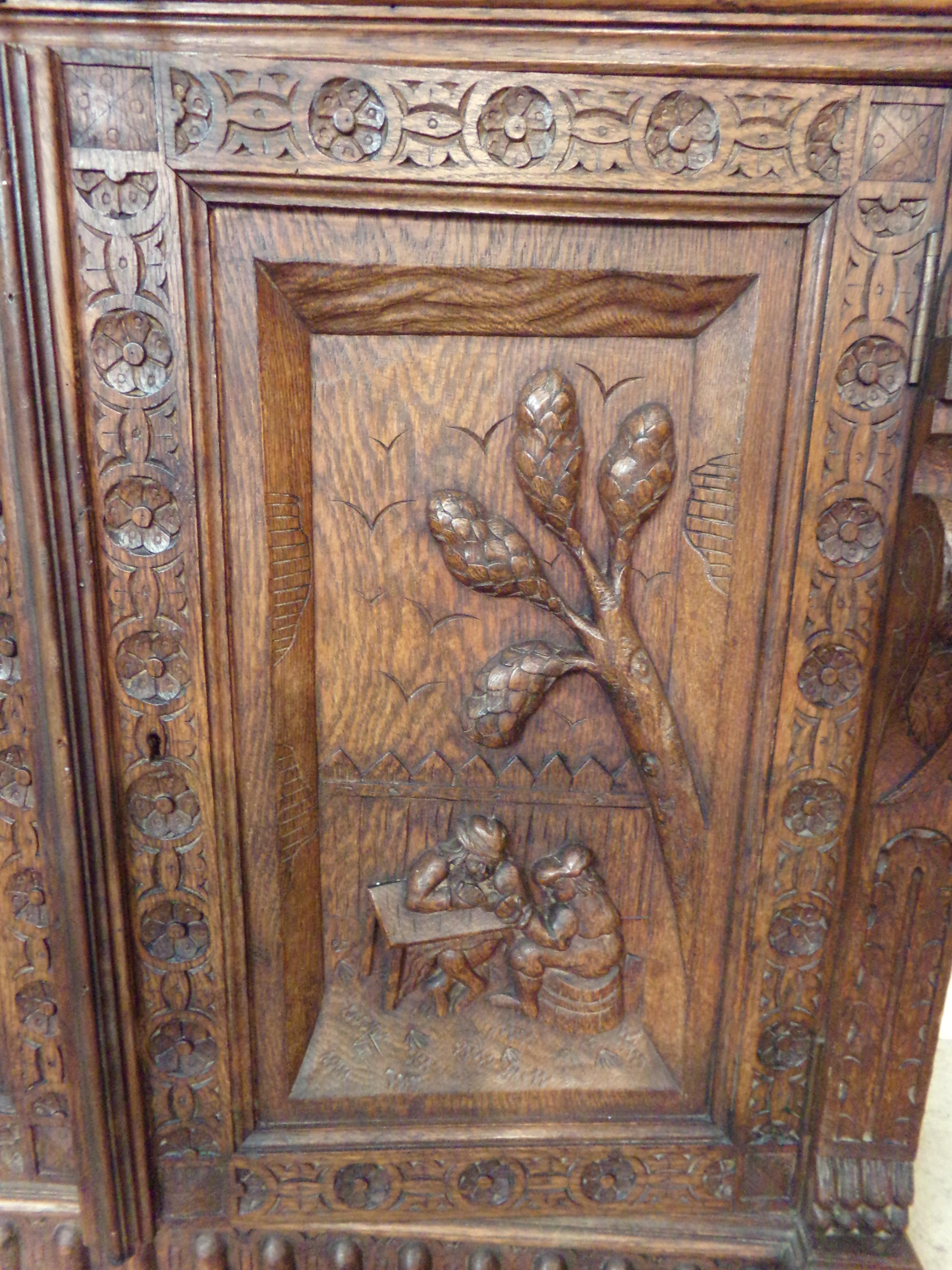 Late 19th Century Oak Dutch hand Carved Bookcase For Sale