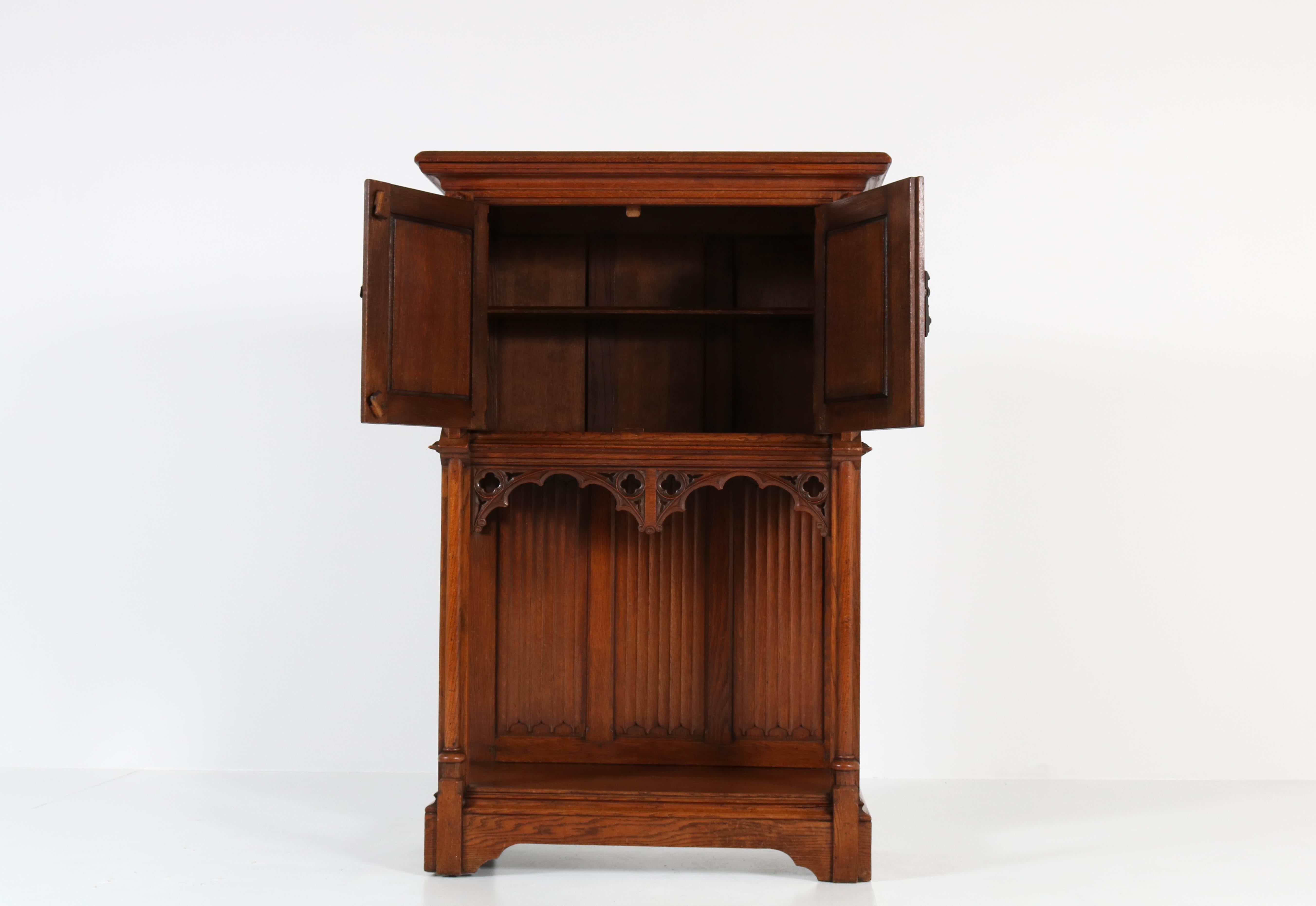 Oak Dutch Neo Gothic Cabinet with Carved Knights, 1930s 1
