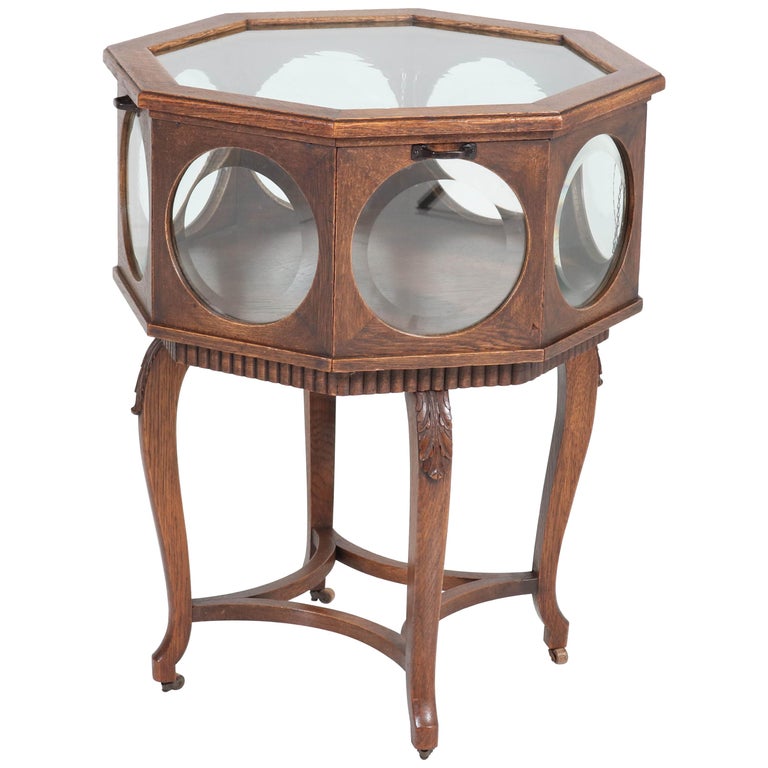 Oak Early 20th Century Tea with Beveled Glass at 1stDibs