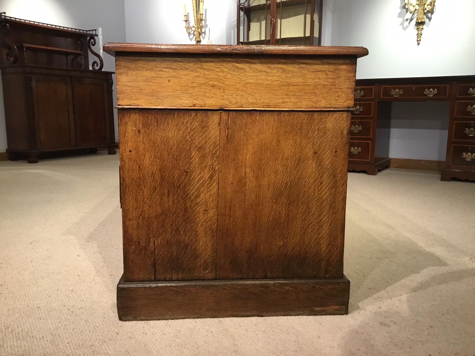 Oak Edwardian Period Antique Pedestal Desk 8