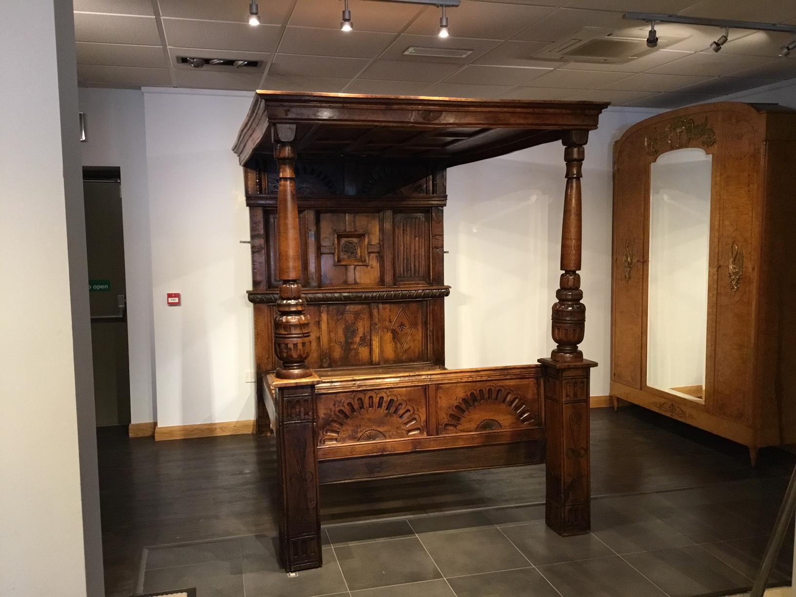 Oak Elizabethan Style Four-Poster Bed Made, circa 1900 10