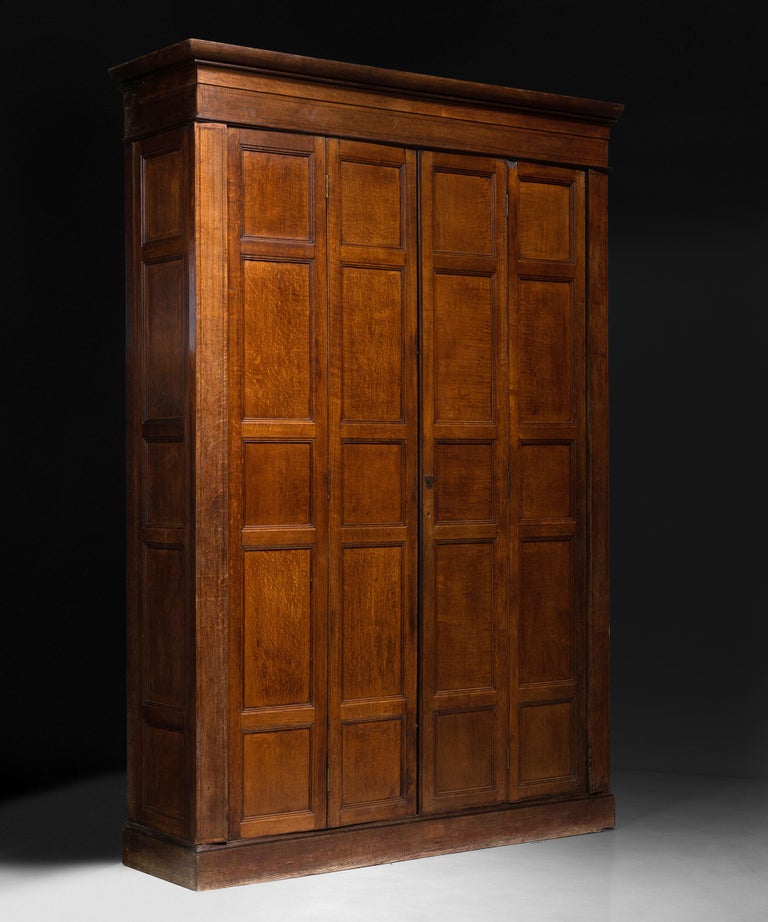 Oak Estate cabinet

Italy, circa 1810

Originally from an Italian Estate. Constructed in oak by an English Cabinet maker. The bifold doors have the ability to fold away, turning the cabinet into an open shelving unit.

Measures: 78.25”L x