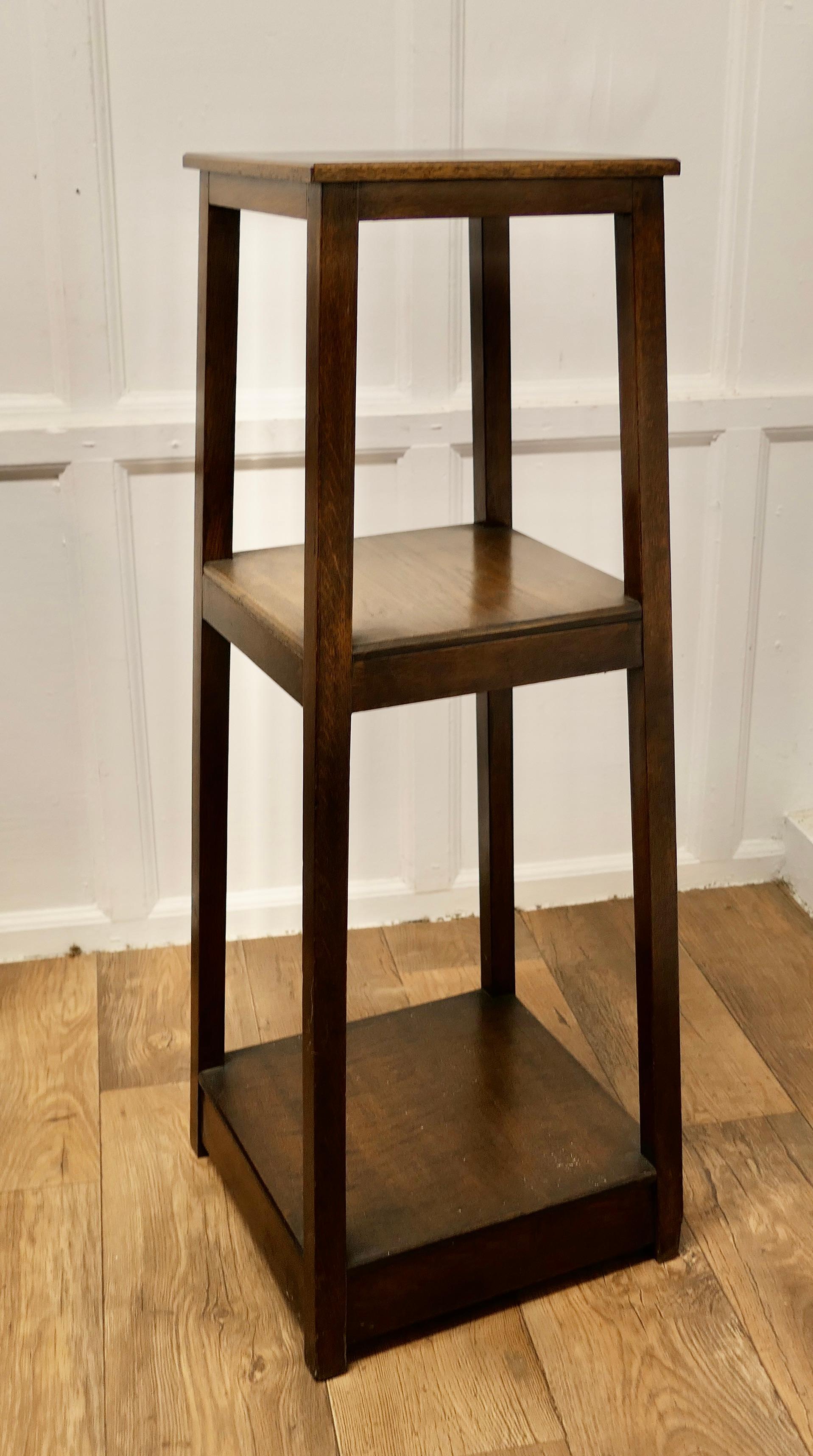 Oak Etagere or Plant Stand  This is a very useful piece  In Good Condition For Sale In Chillerton, Isle of Wight