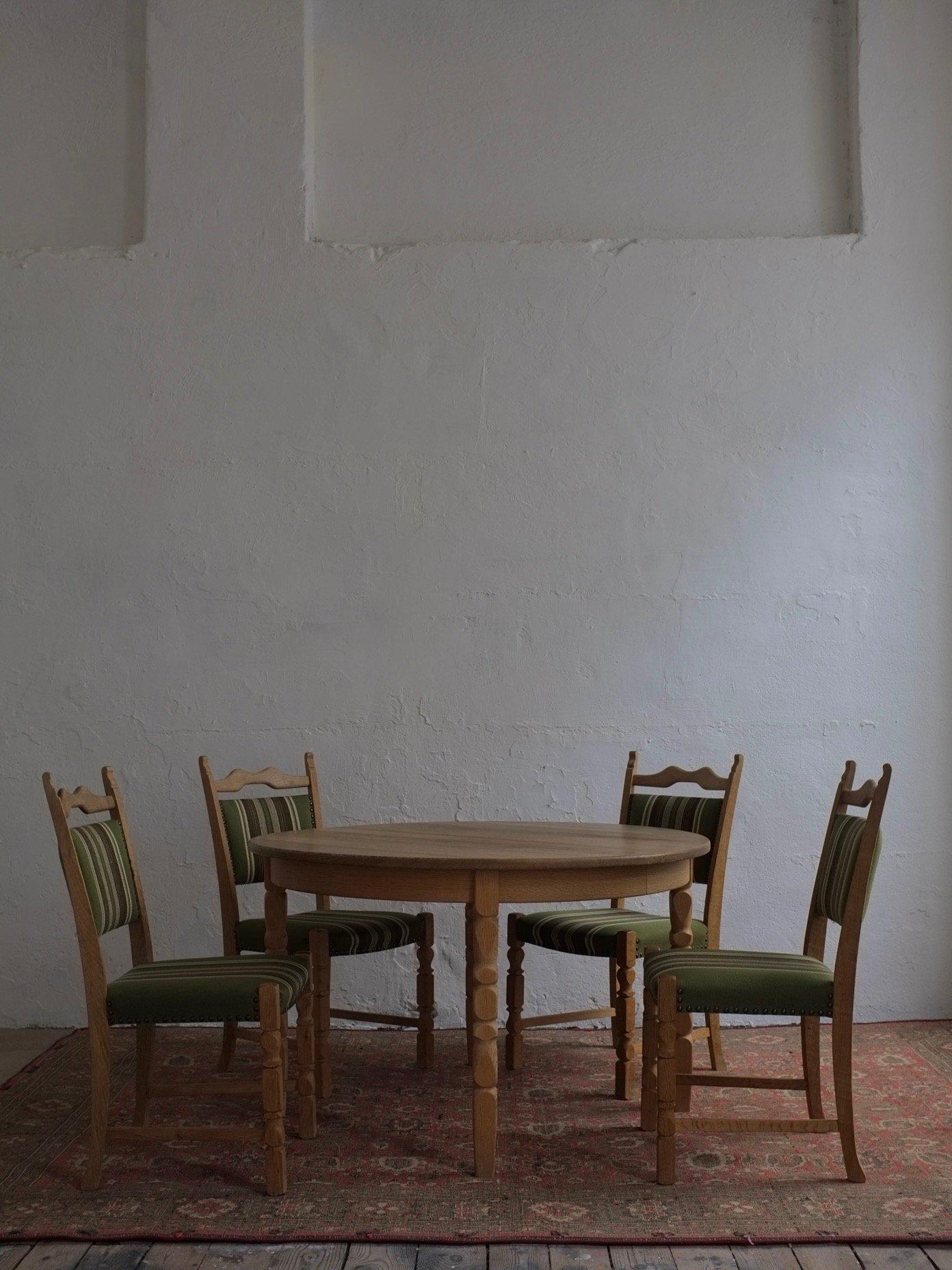 Table de salle à manger à rallonge en Oak, Henning Kjaernulf, Danemark années 1950 en vente 3