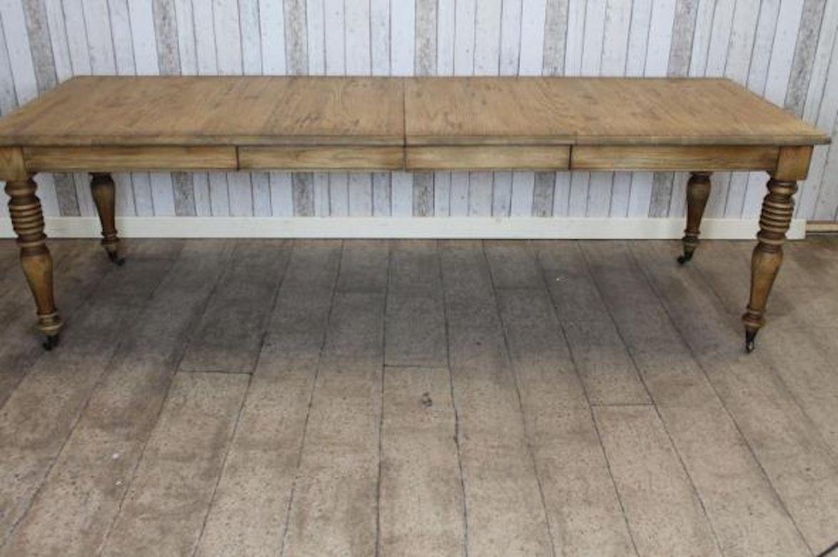 Wood Oak Extending Farmhouse Table, 20th Century For Sale