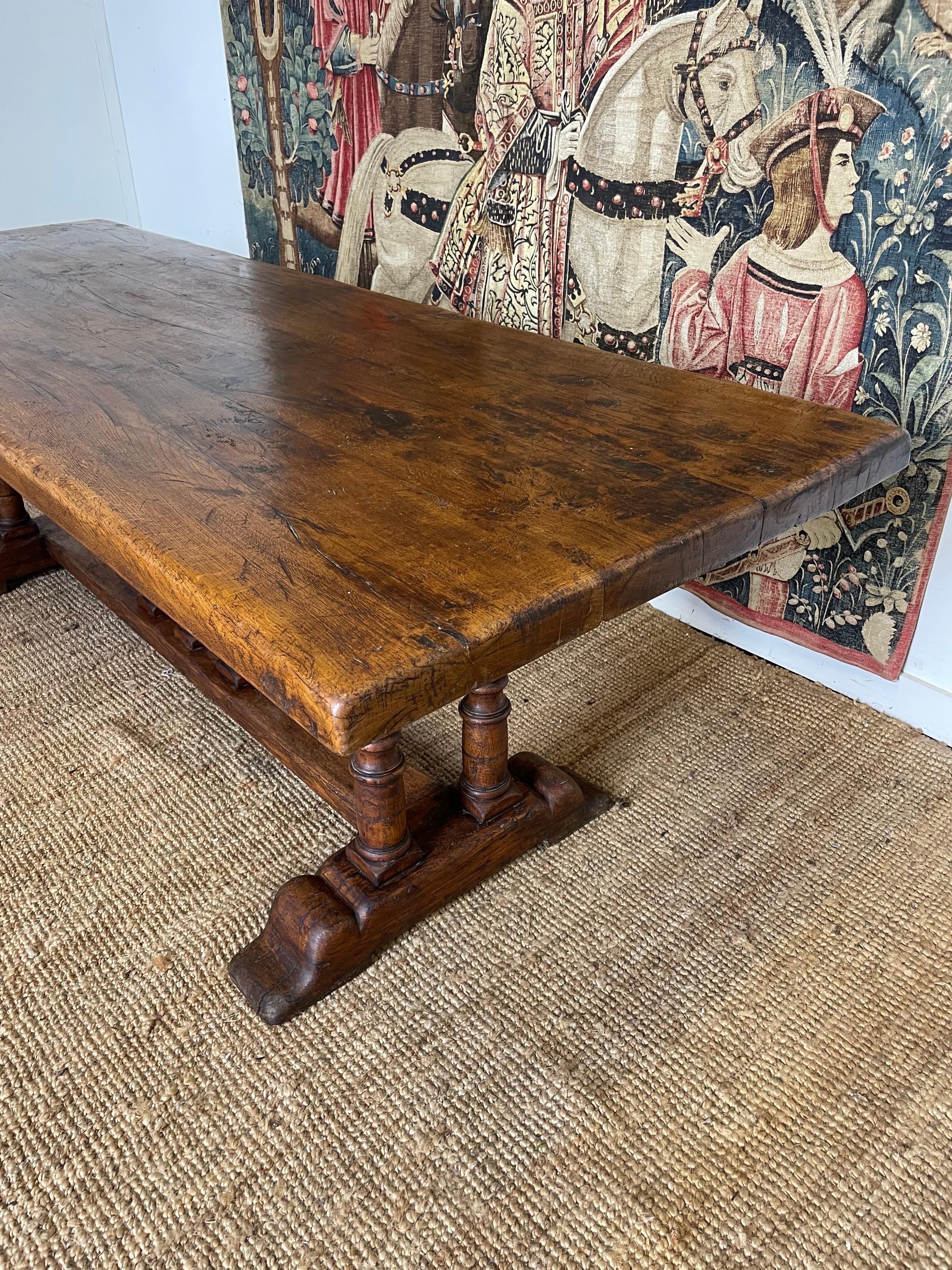 Table de ferme / table de réfectoire de style Louis XVI en vente 7