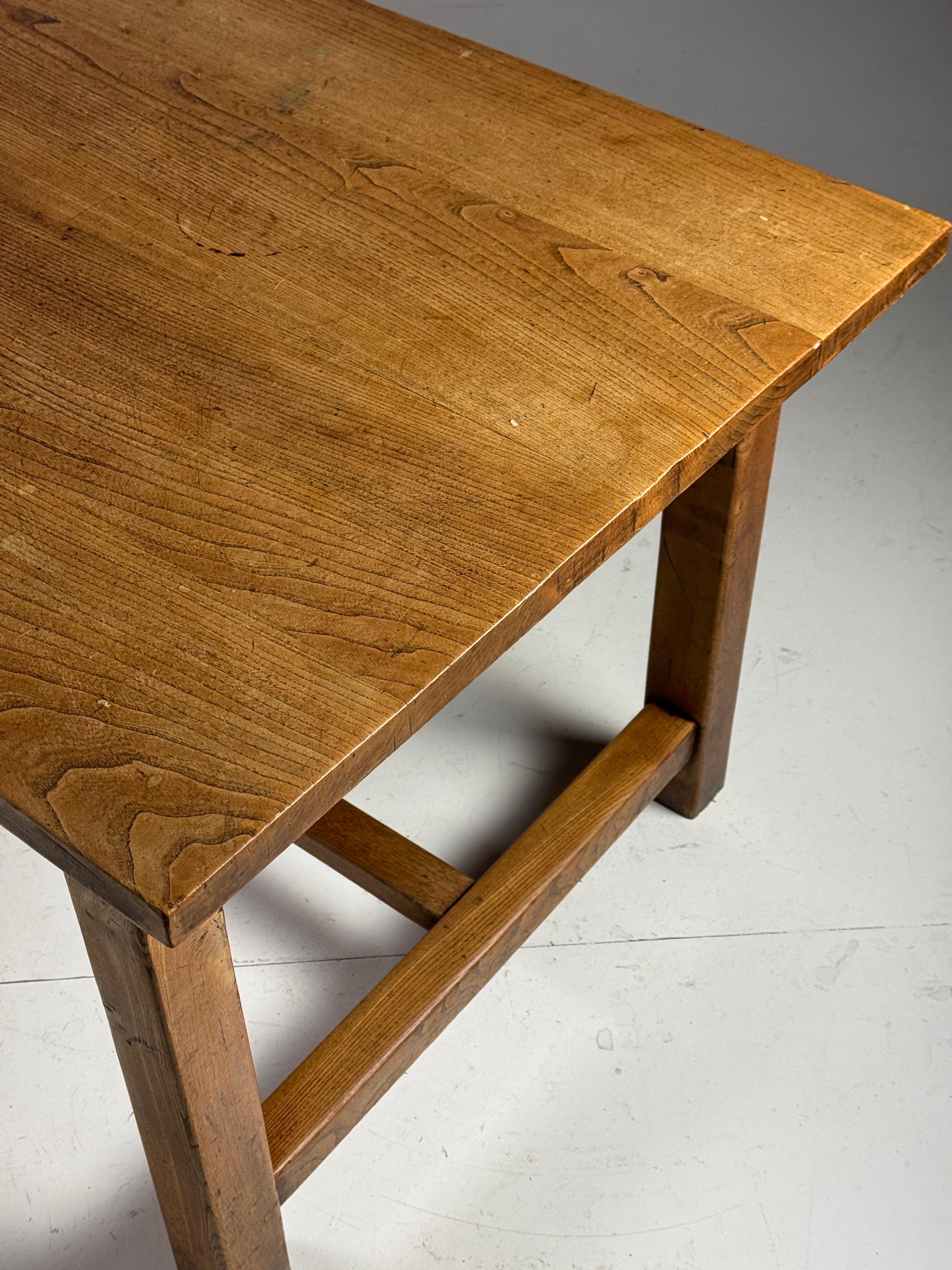 Table à manger de ferme 250 cm en vente 4