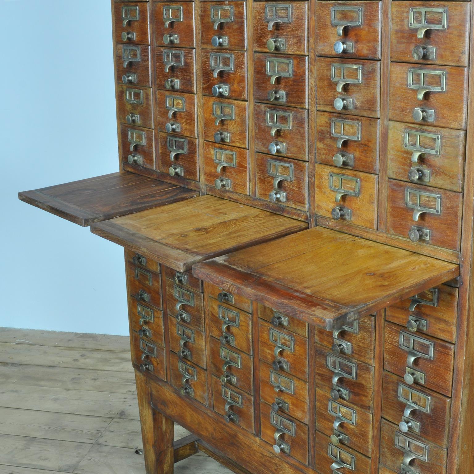 Oak Filing Cabinet, 1940s 2