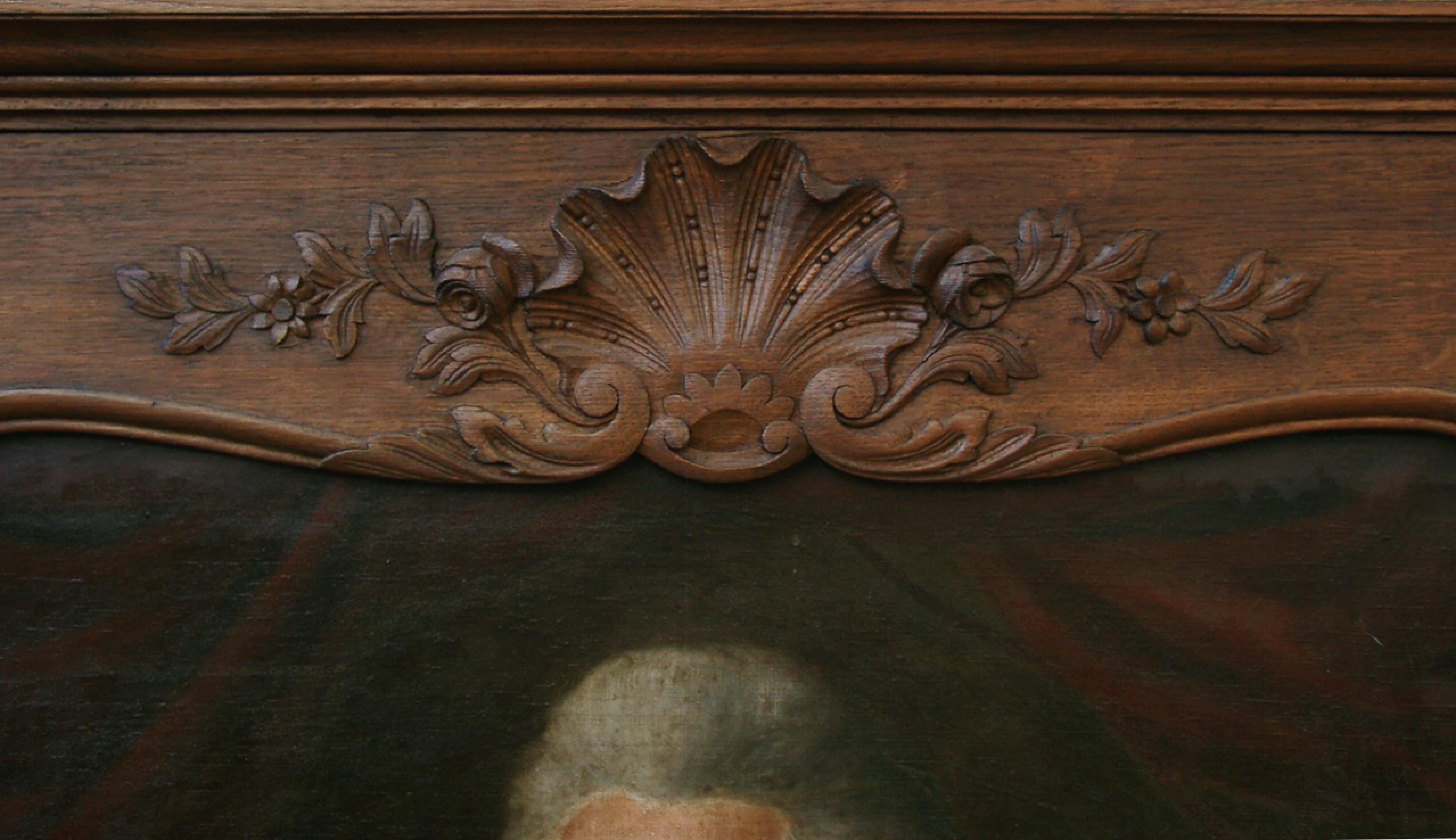 XIXe siècle Cheminée en chêne avec le portrait d'un gentleman en vente