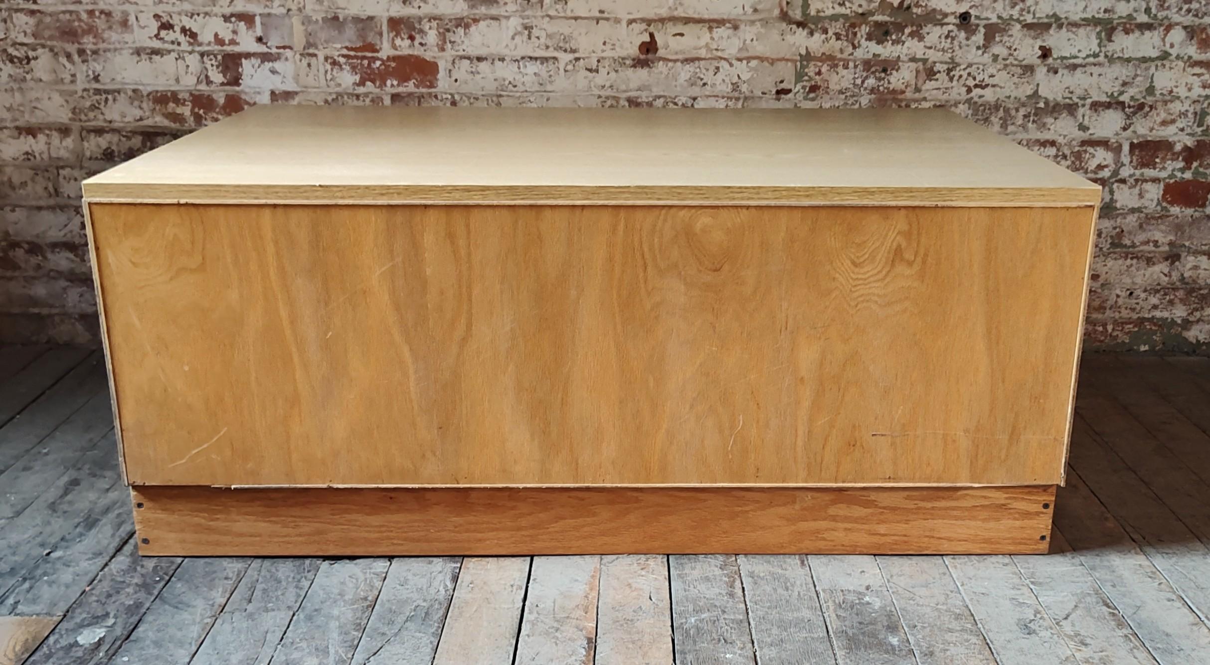 Oak Flat File / Coffee Table with 5 Drawers For Sale 3