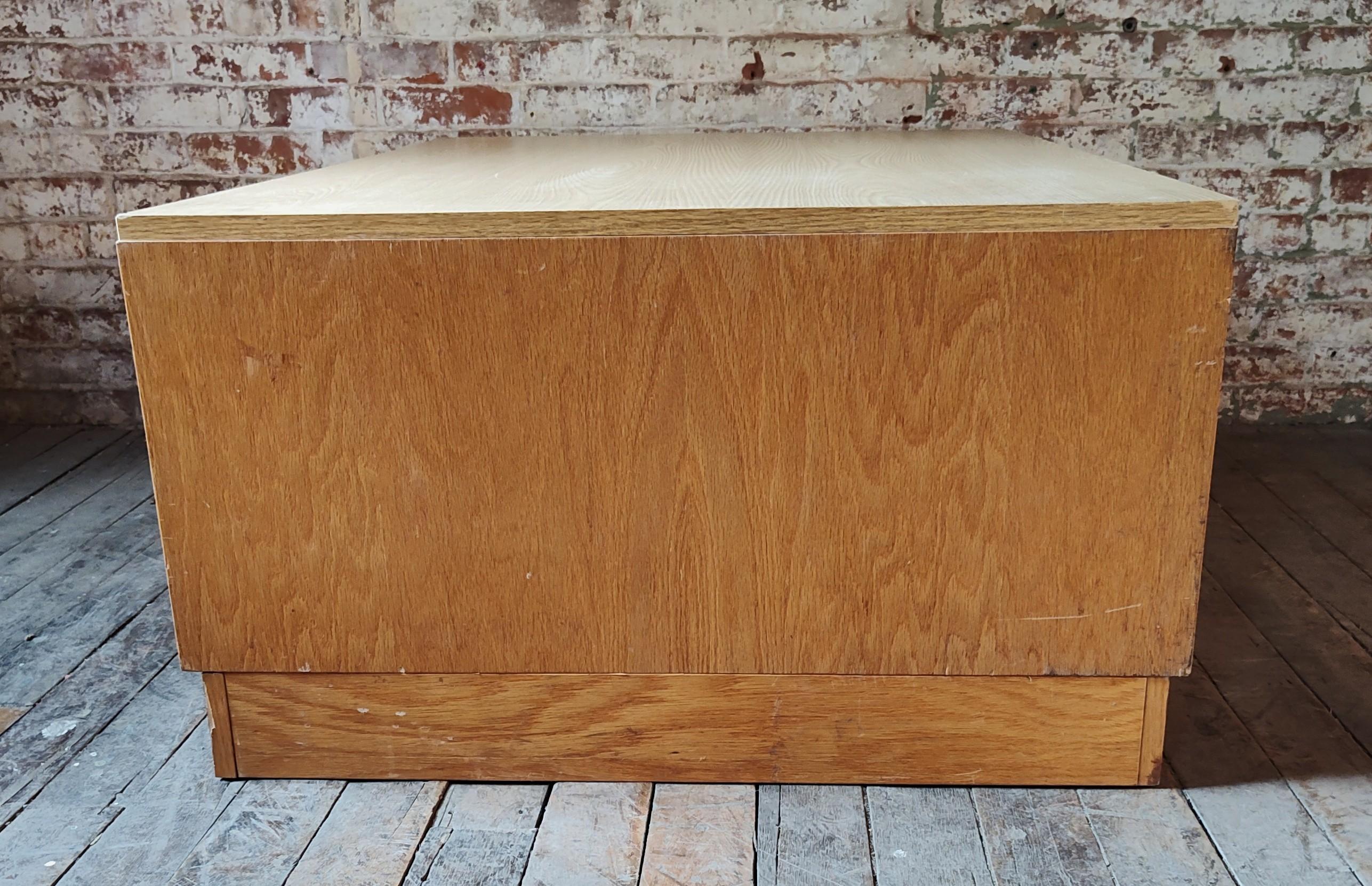 Oak Flat File / Coffee Table with 5 Drawers For Sale 4