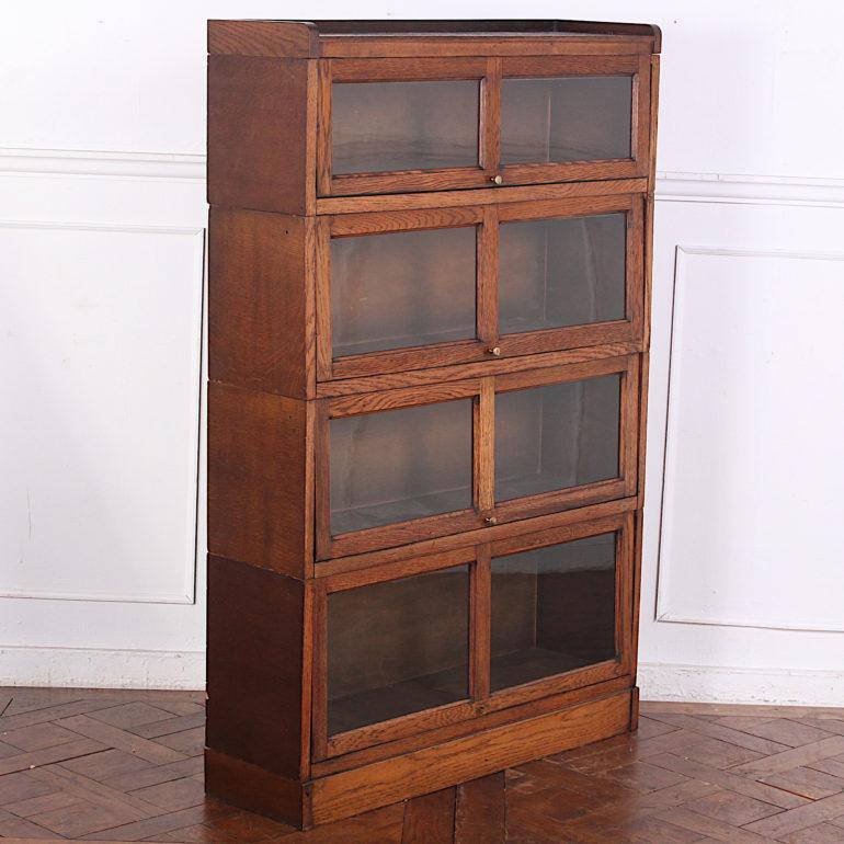 Oak Four Section Lawyer's Barrister's Bookcase In Good Condition In Vancouver, British Columbia