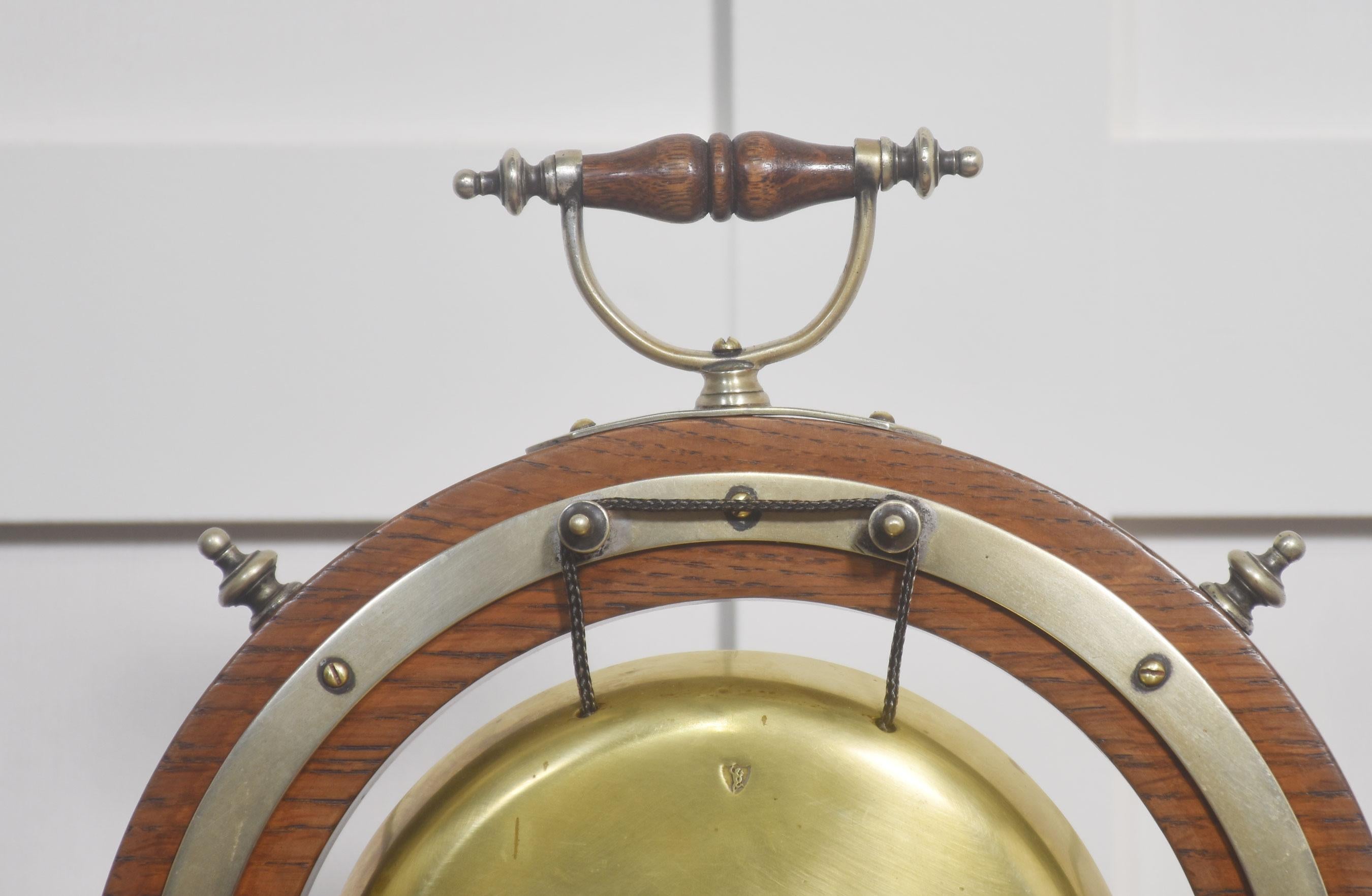 Gong nautique encadré en Oak Bon état - En vente à Cheshire, GB
