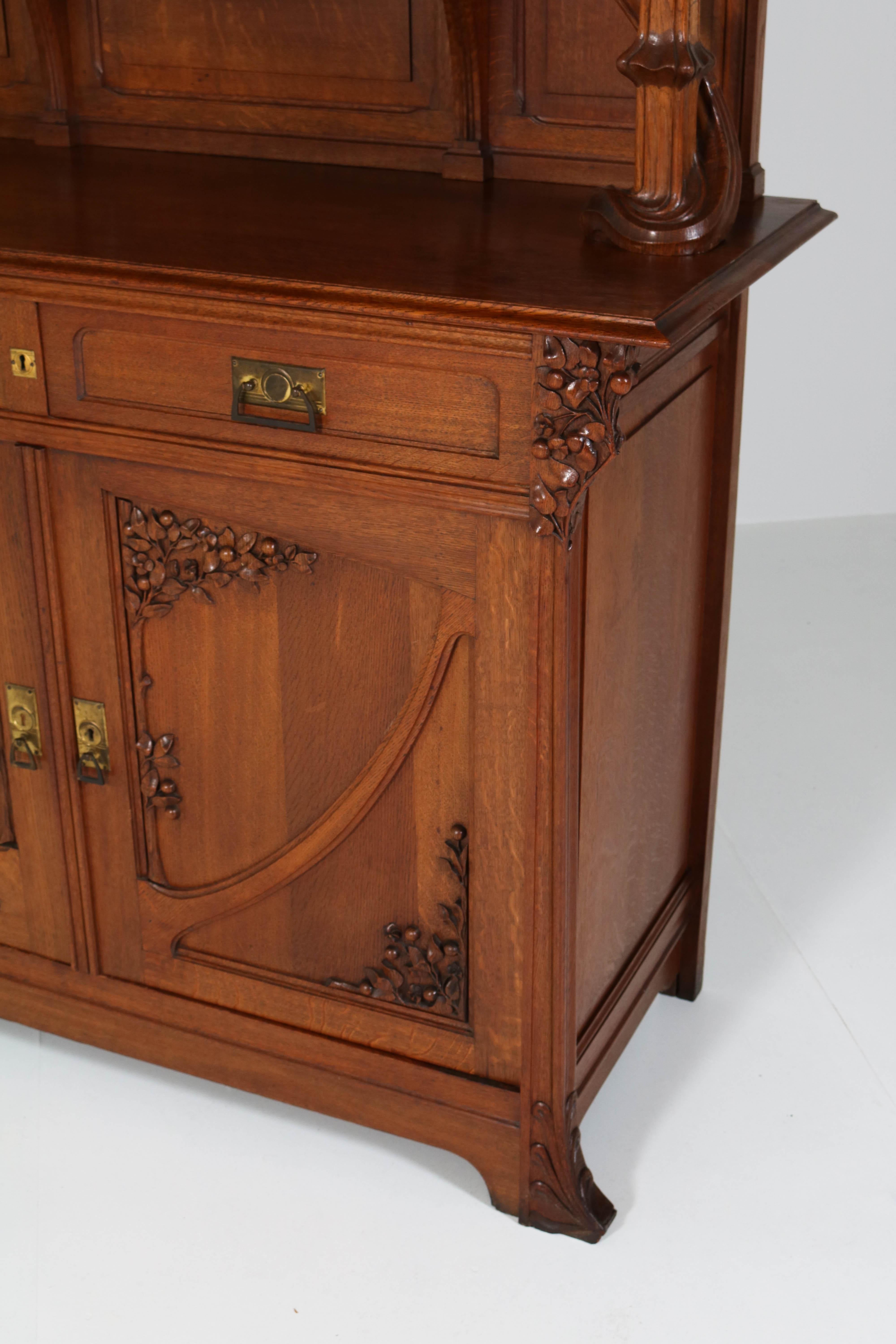 Beveled Oak French Art Nouveau Buffet Attributed to Jacques Gruber, 1904