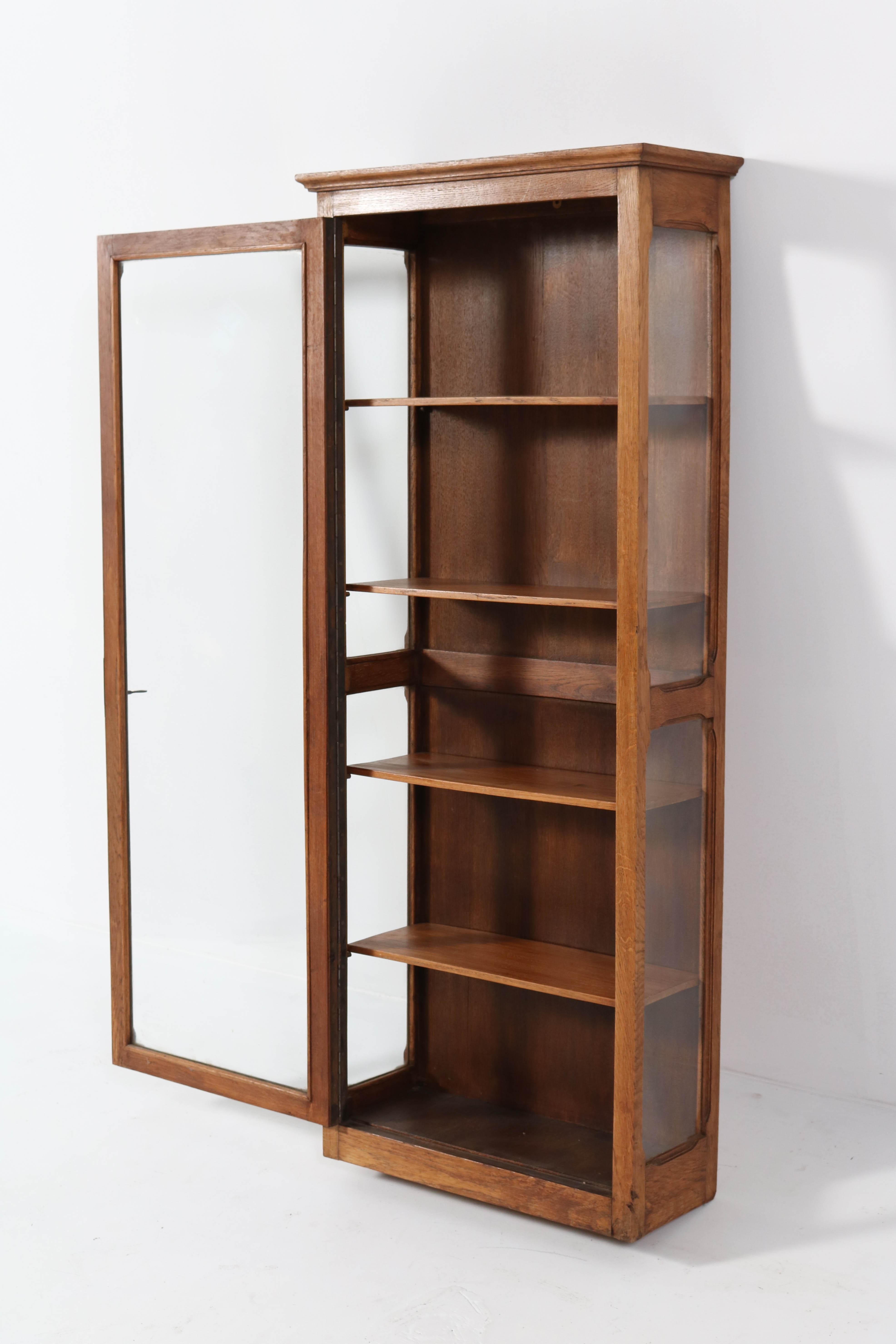Early 20th Century Oak French Art Nouveau Wall Display Cabinet, 1900s