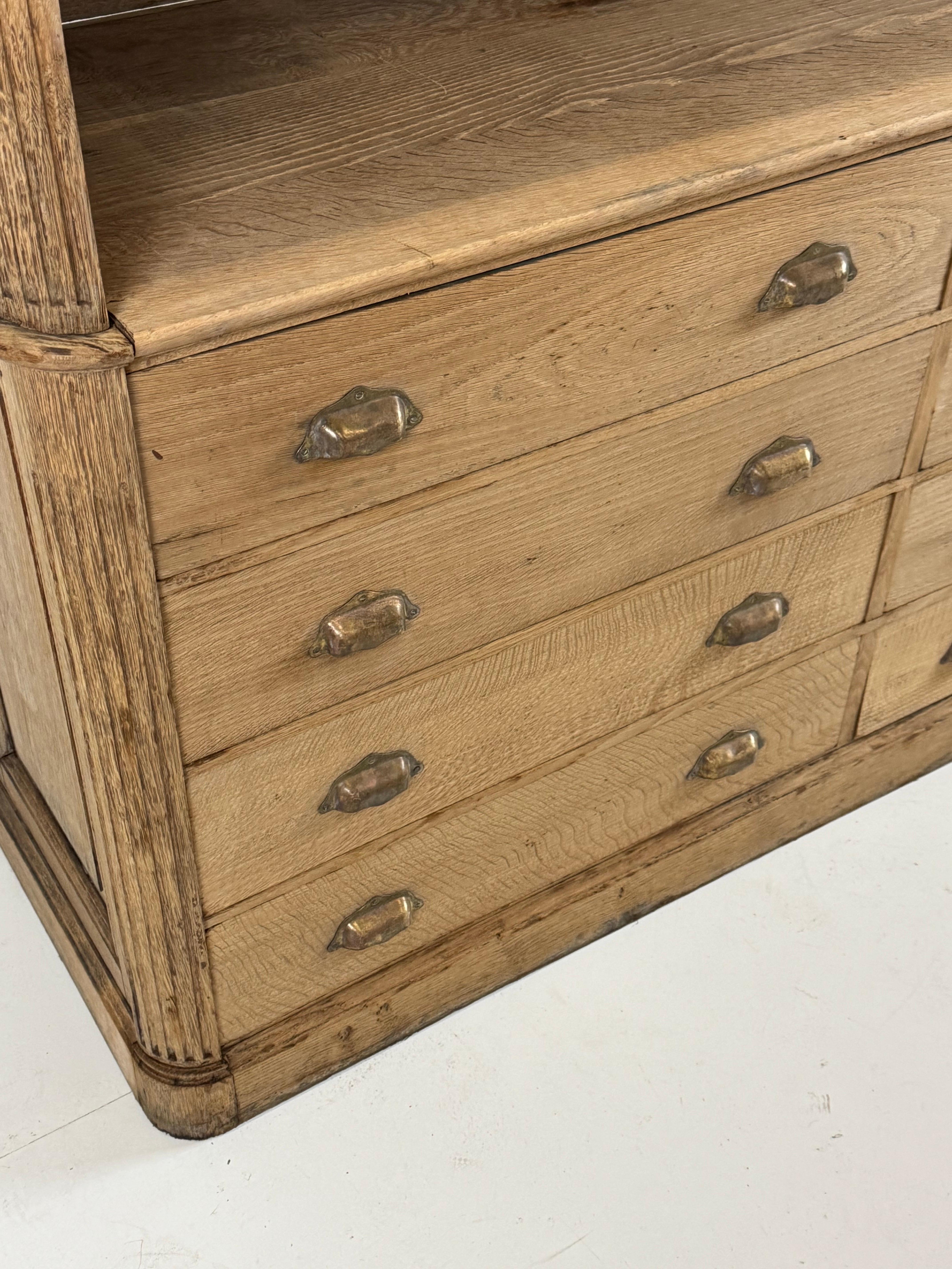 Oak French Bookcase ca. 1900-1910 For Sale 6