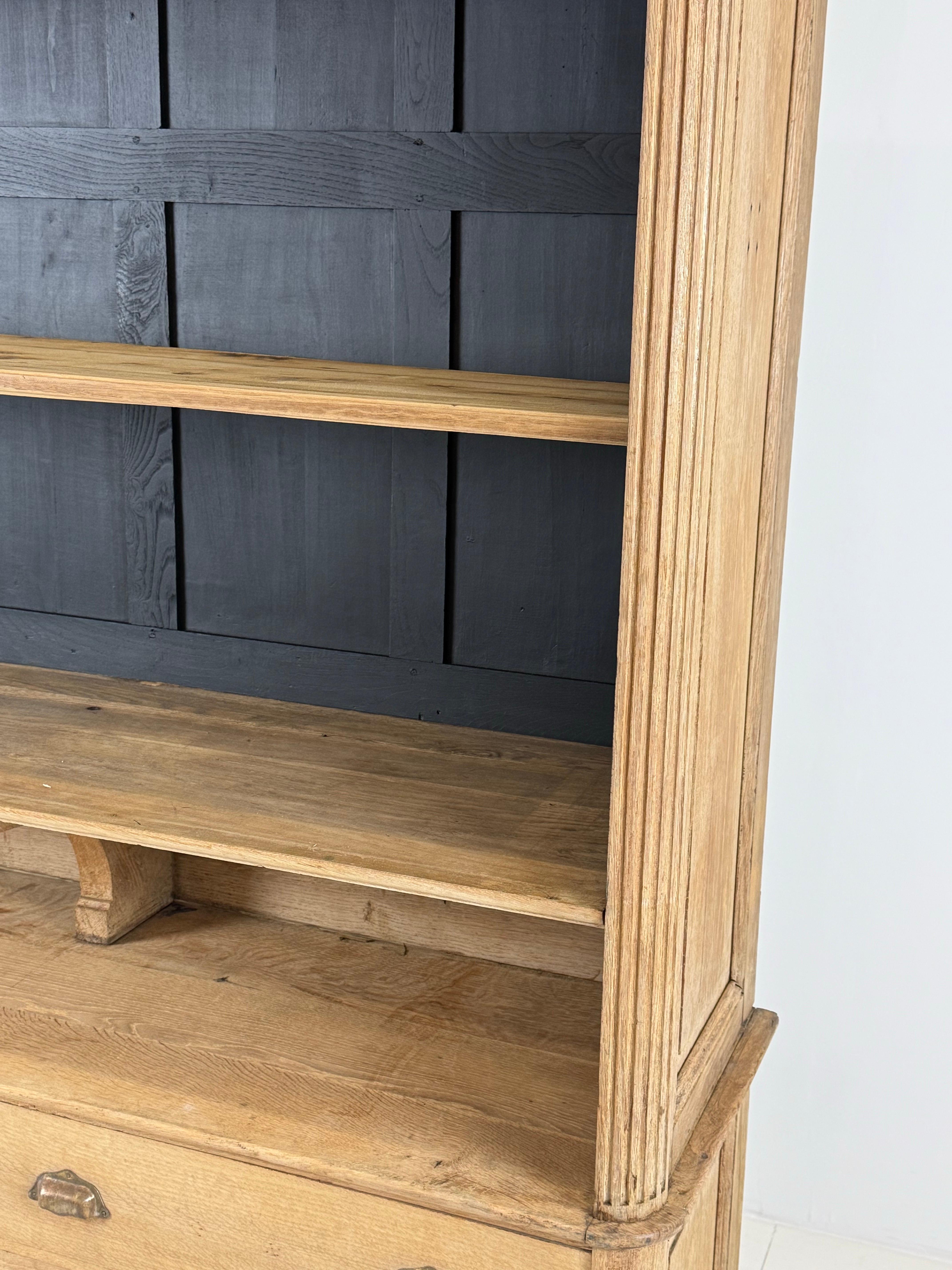 Oak French Bookcase ca. 1900-1910 For Sale 13