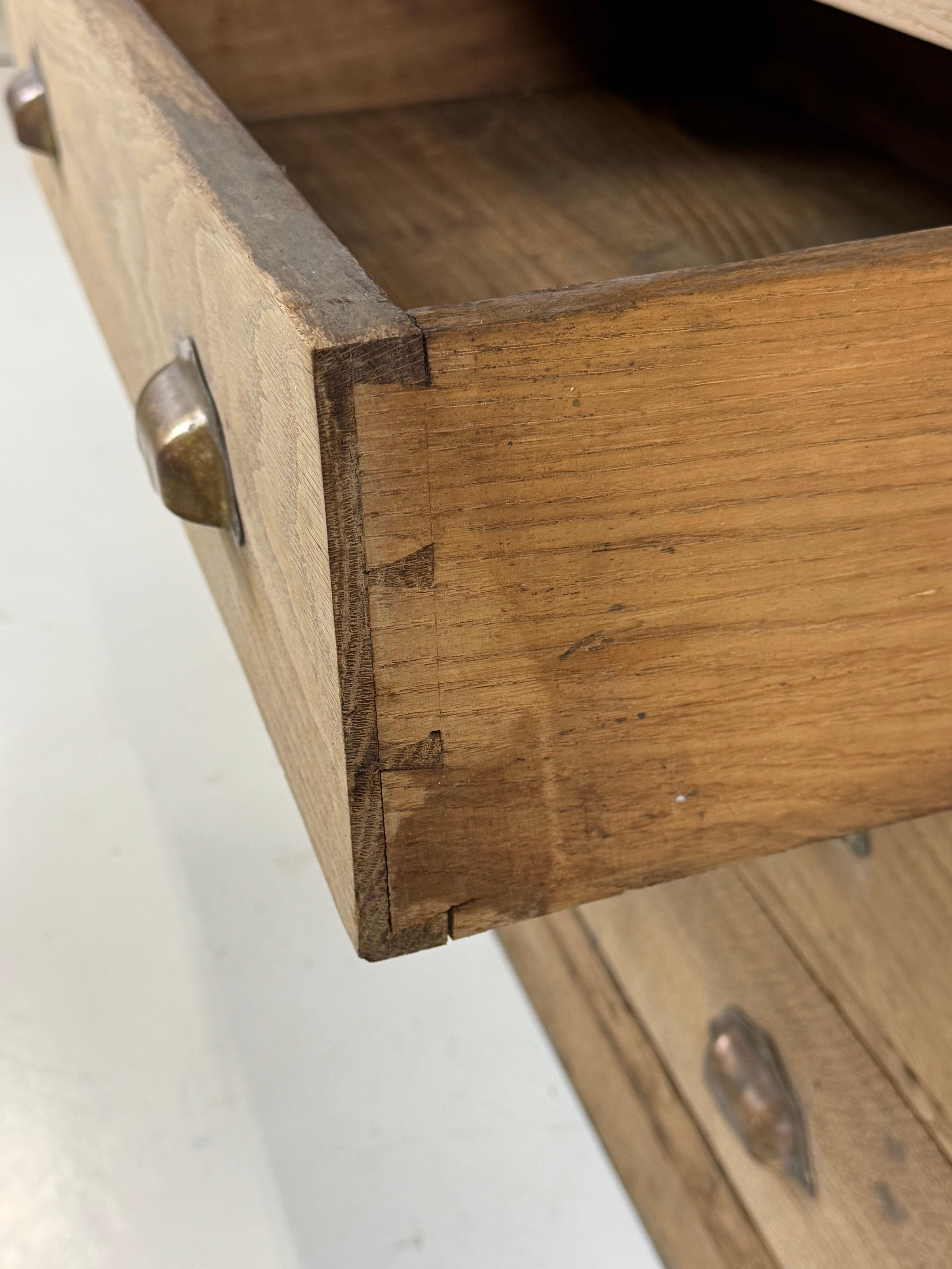 Oak French Bookcase ca. 1900-1910 For Sale 1