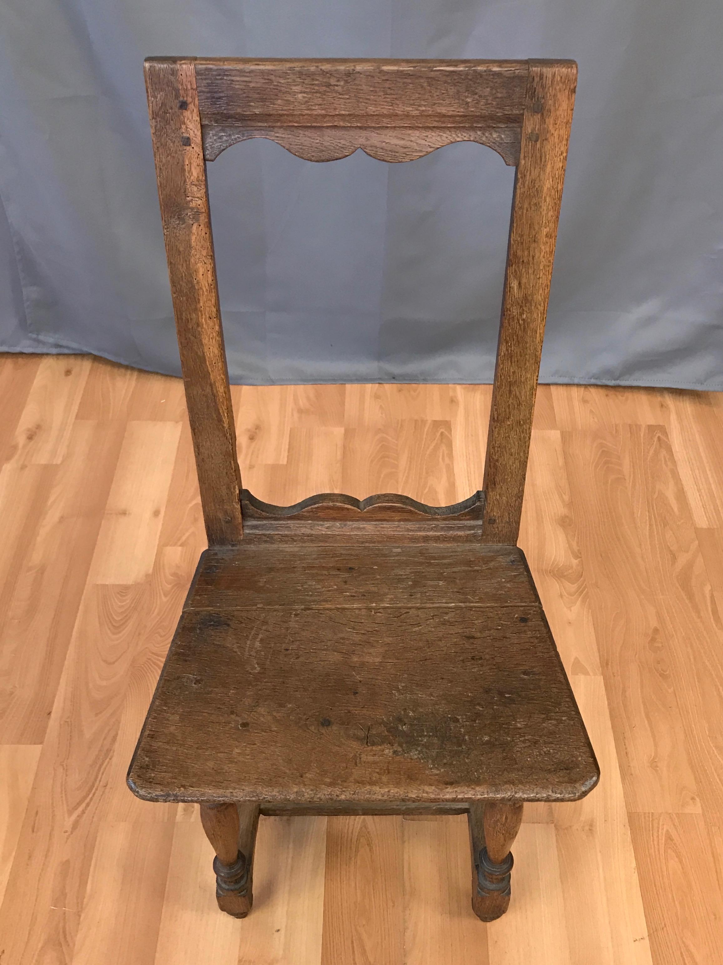 Oak French Nun’s Chair, circa 17th Century In Good Condition In San Francisco, CA