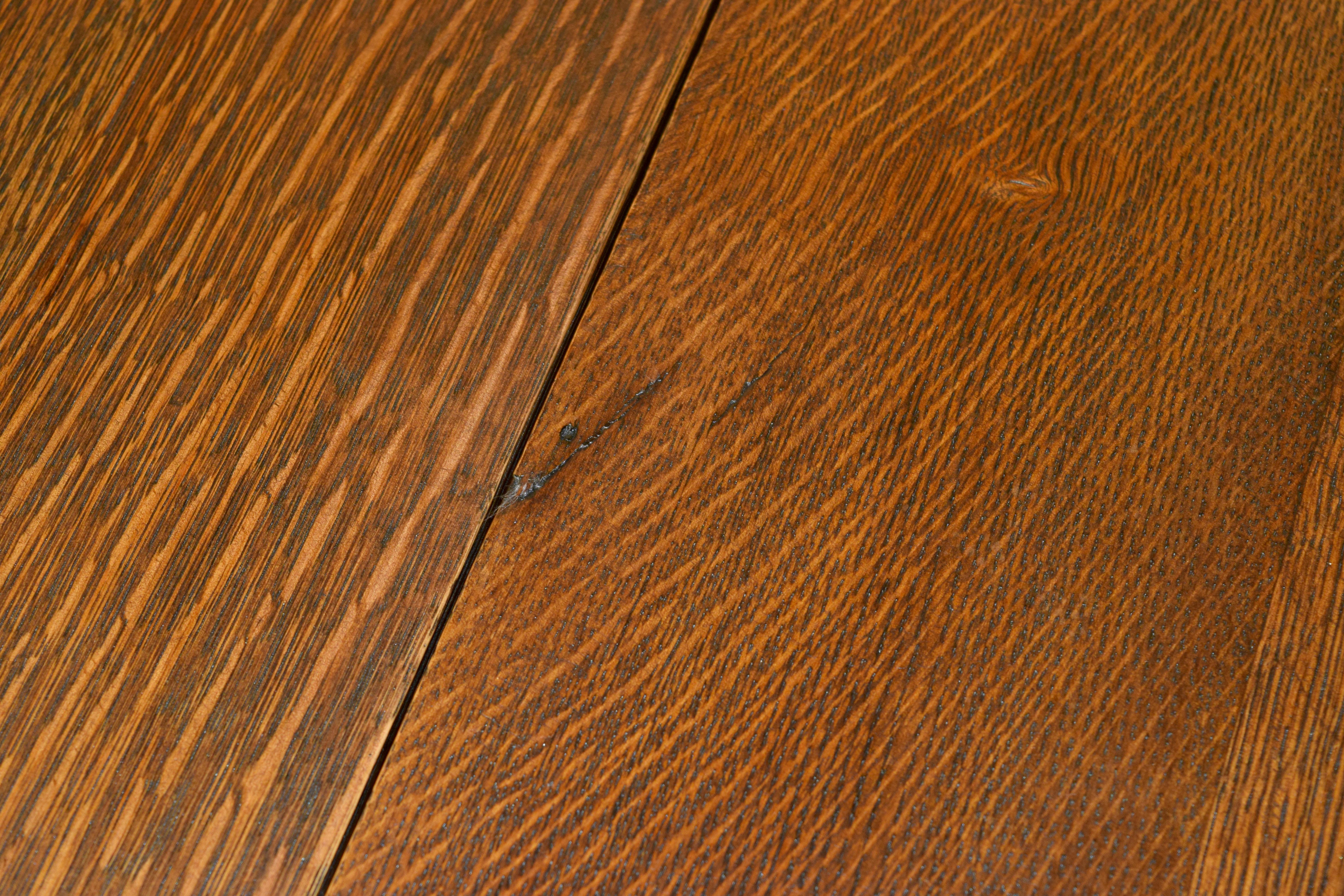 Oak Gateleg Side Table, circa 1900 5