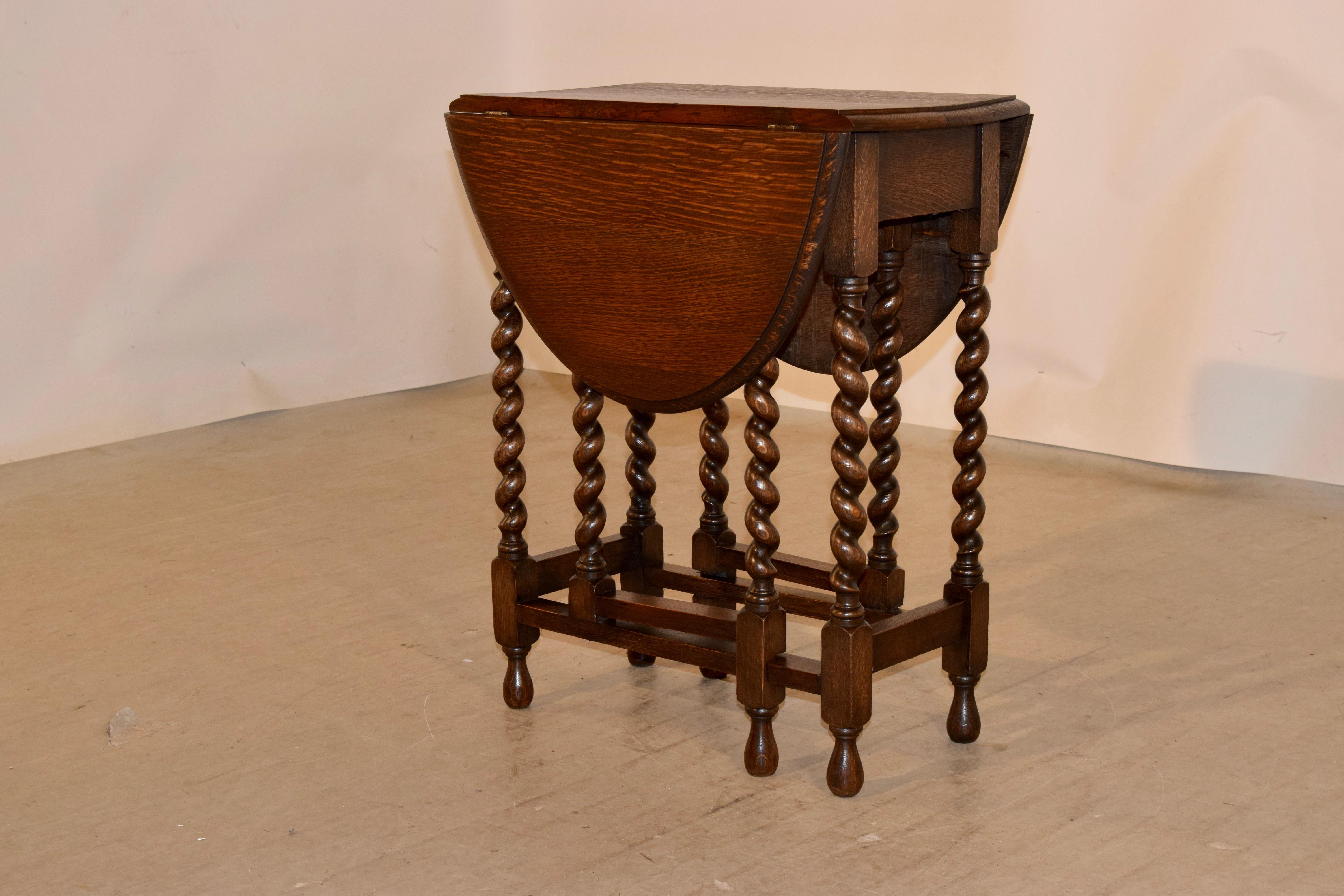 Edwardian Oak Gateleg Side Table, circa 1900