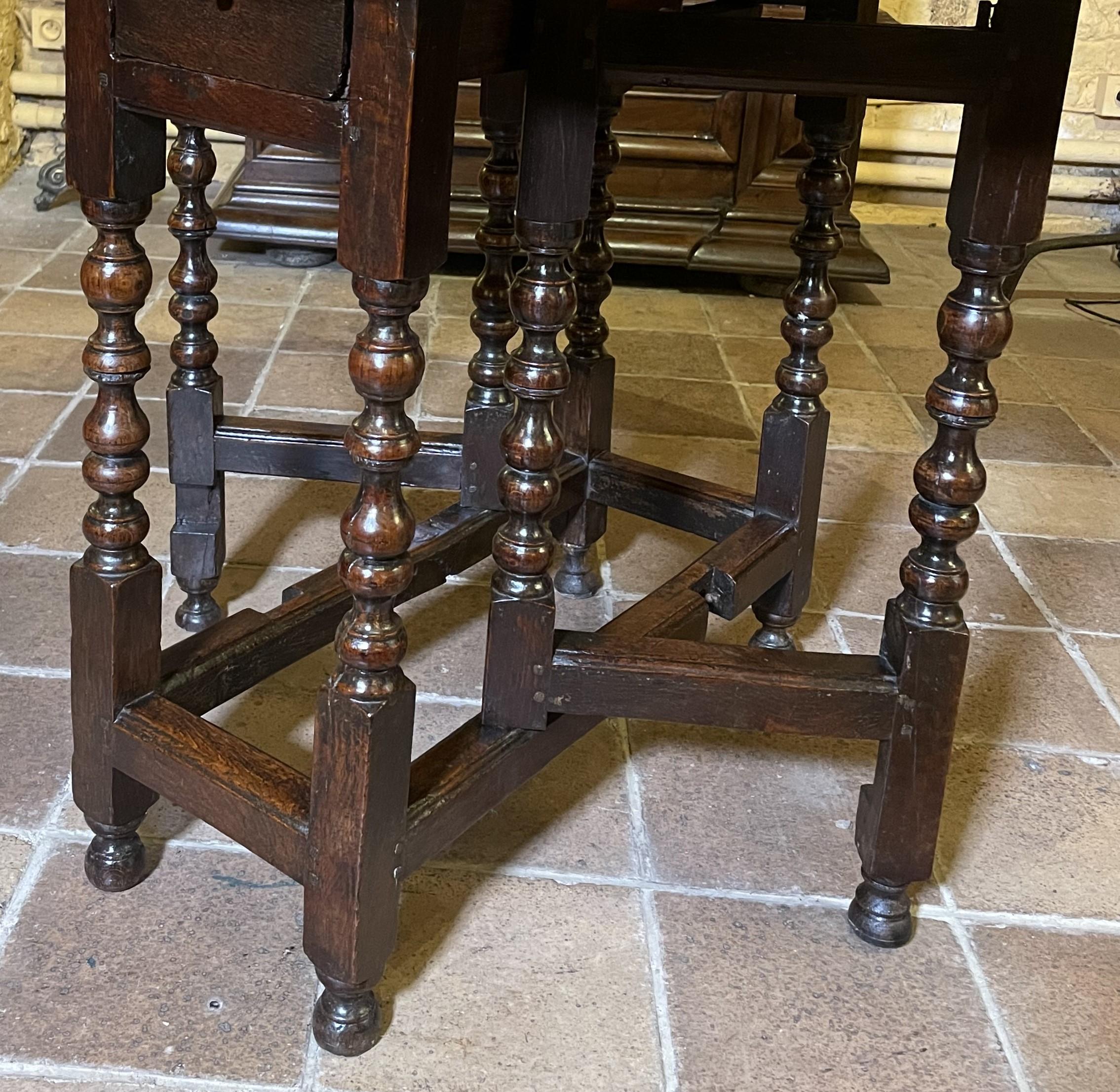 Louis XIII Oak Gateleg Table From The 17th Century For Sale