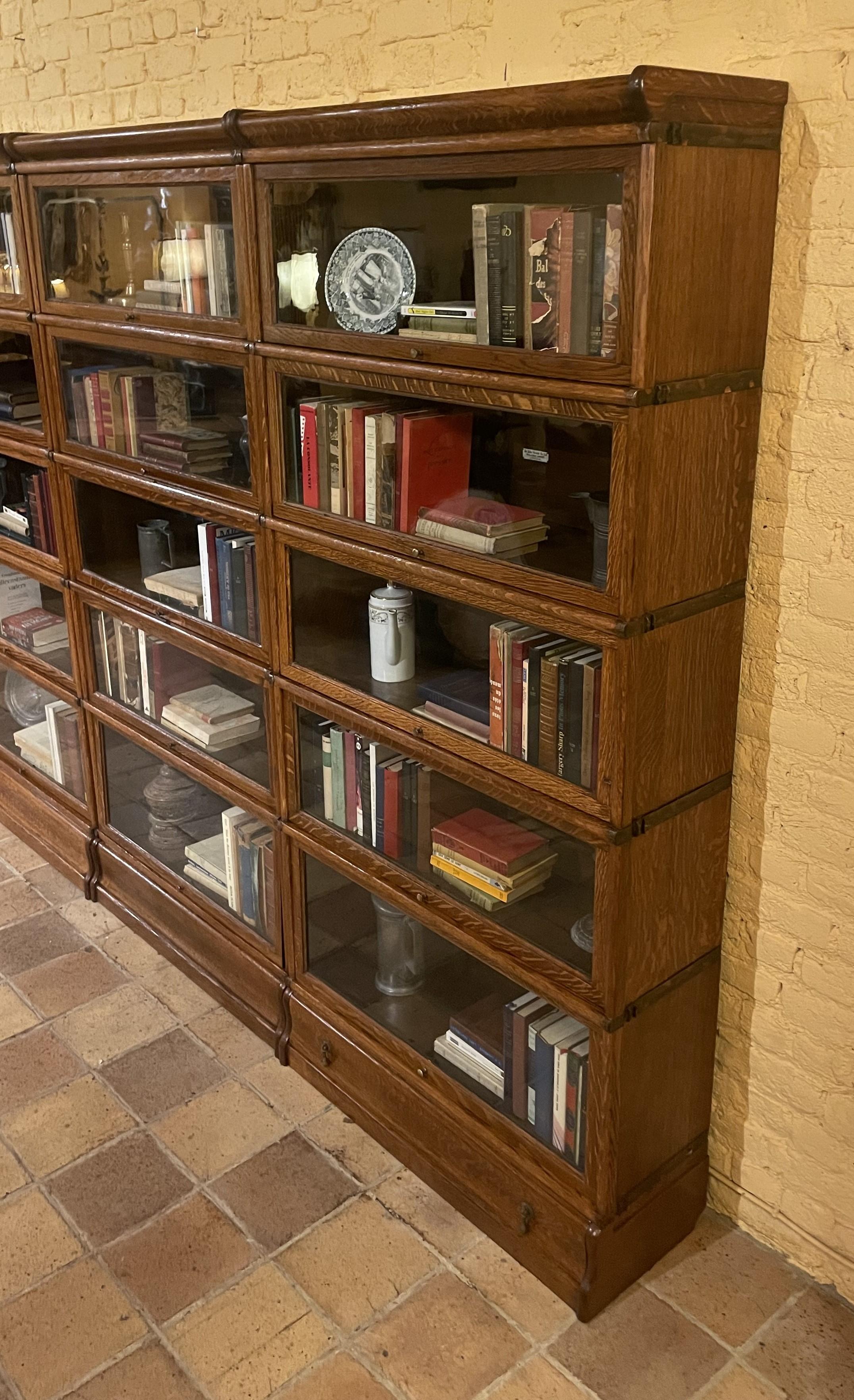 Globe Wernicke Bücherregal, bestehend aus 4 Bücherregalen - 19. im Angebot 3