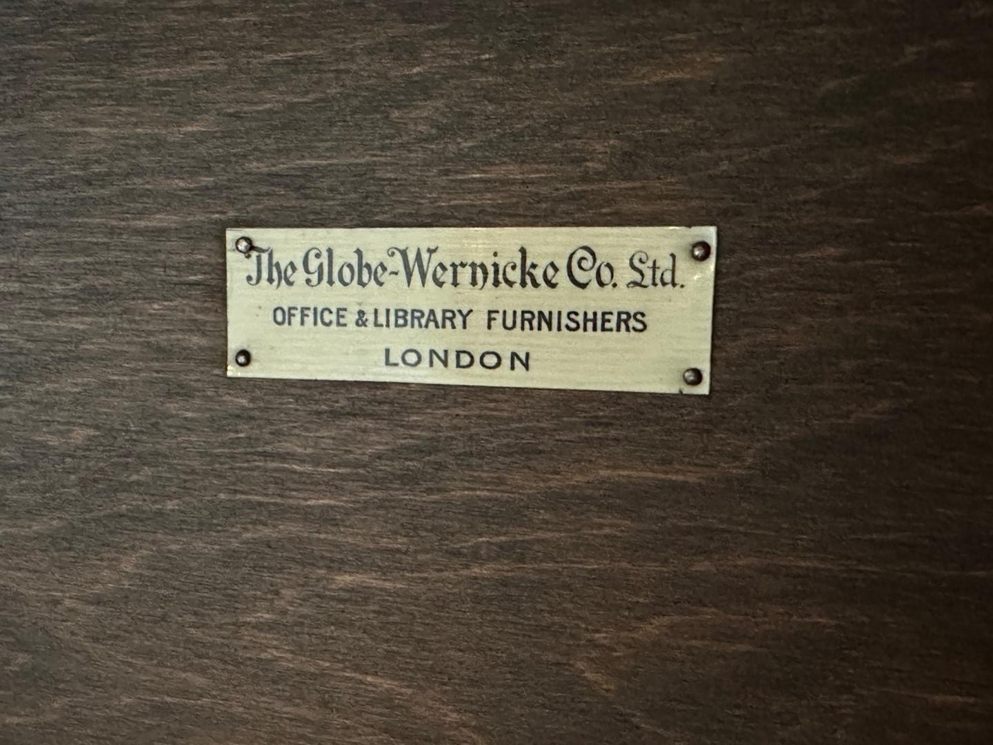 Early 20th Century Oak Globe Wernicke Bookcase For Sale