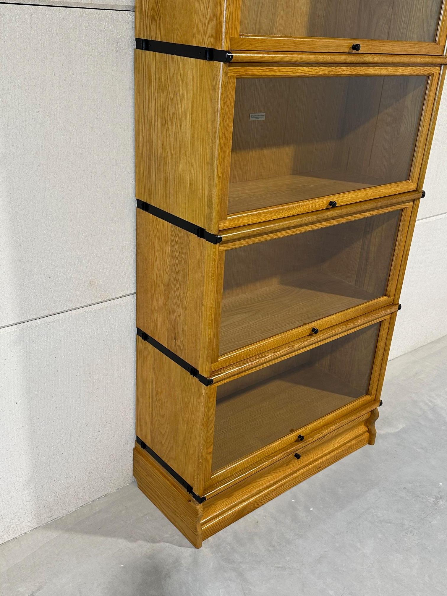Oak Globe Wernicke bookcase For Sale 4
