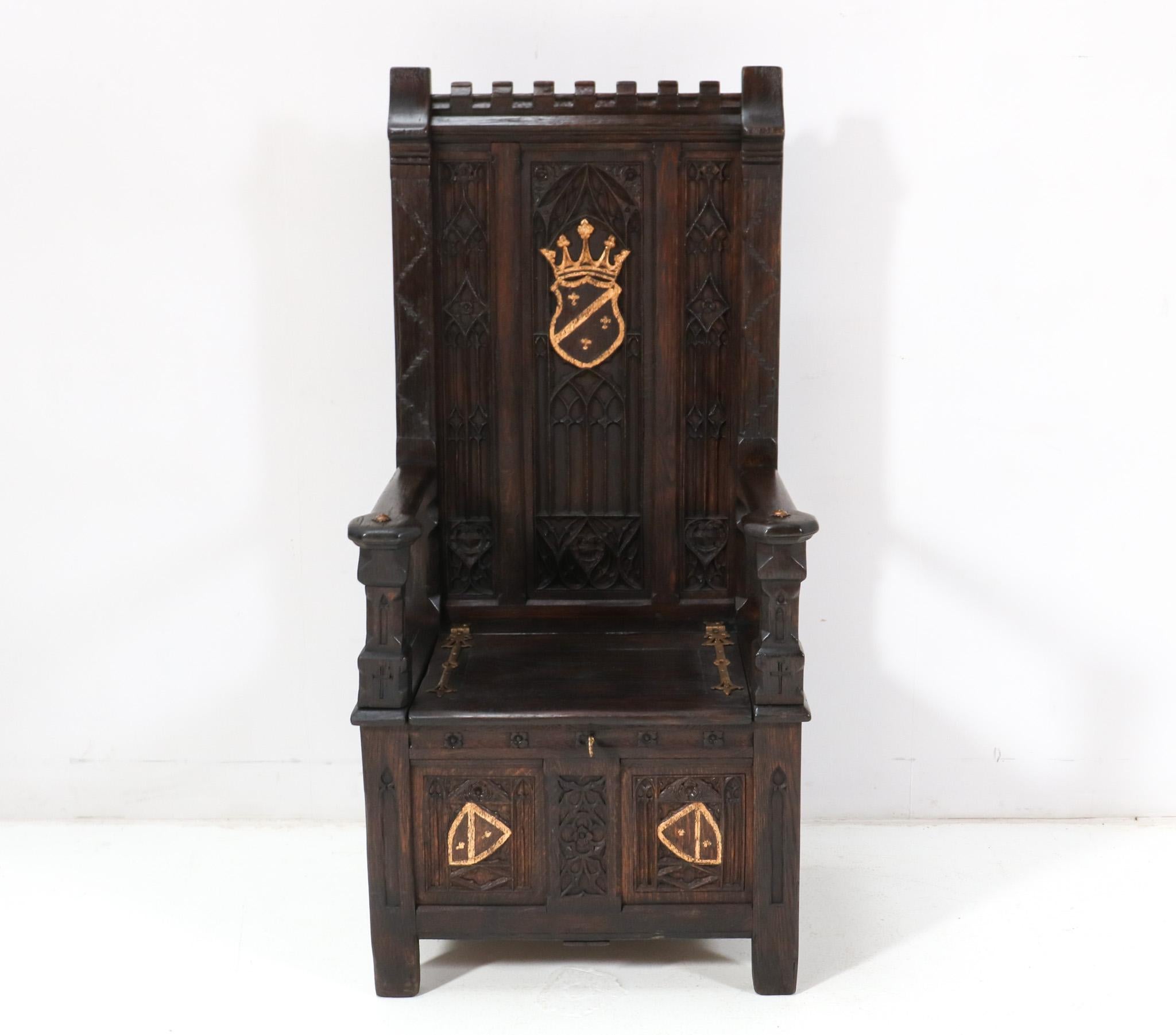 Dutch Oak Gothic Revival Hand-Carved Throne Chair, 1900s