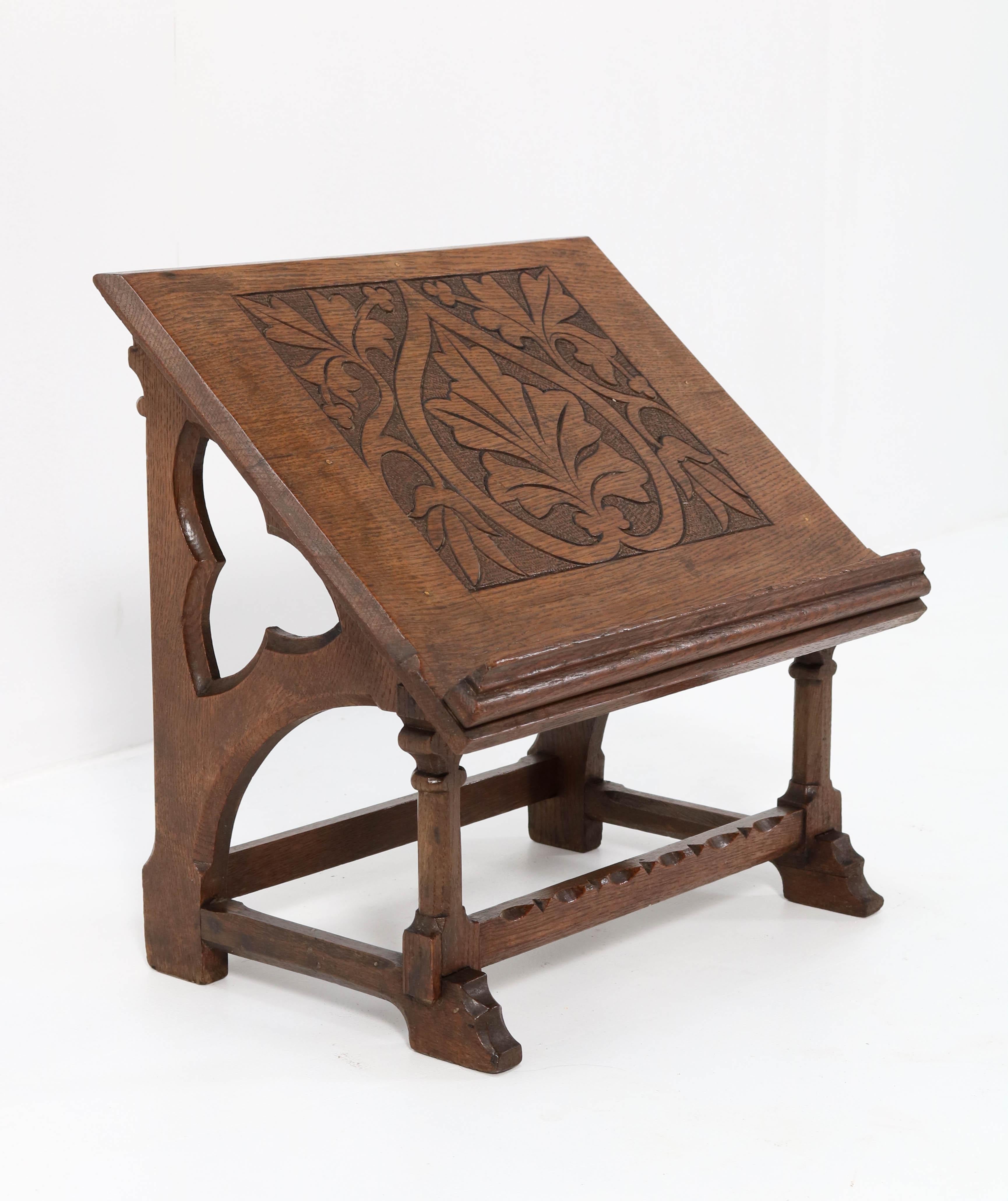 gothic book stand