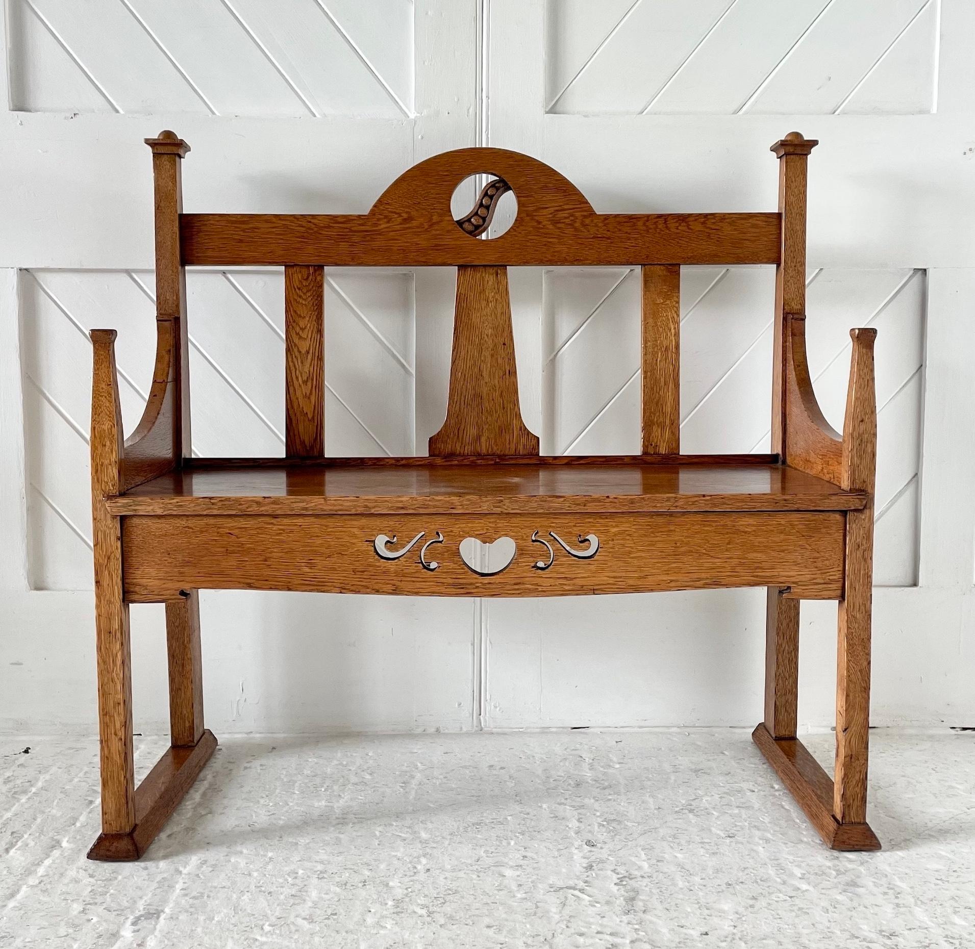 Sedile A. Hall in Oak In condizioni buone in vendita a Petworth, GB
