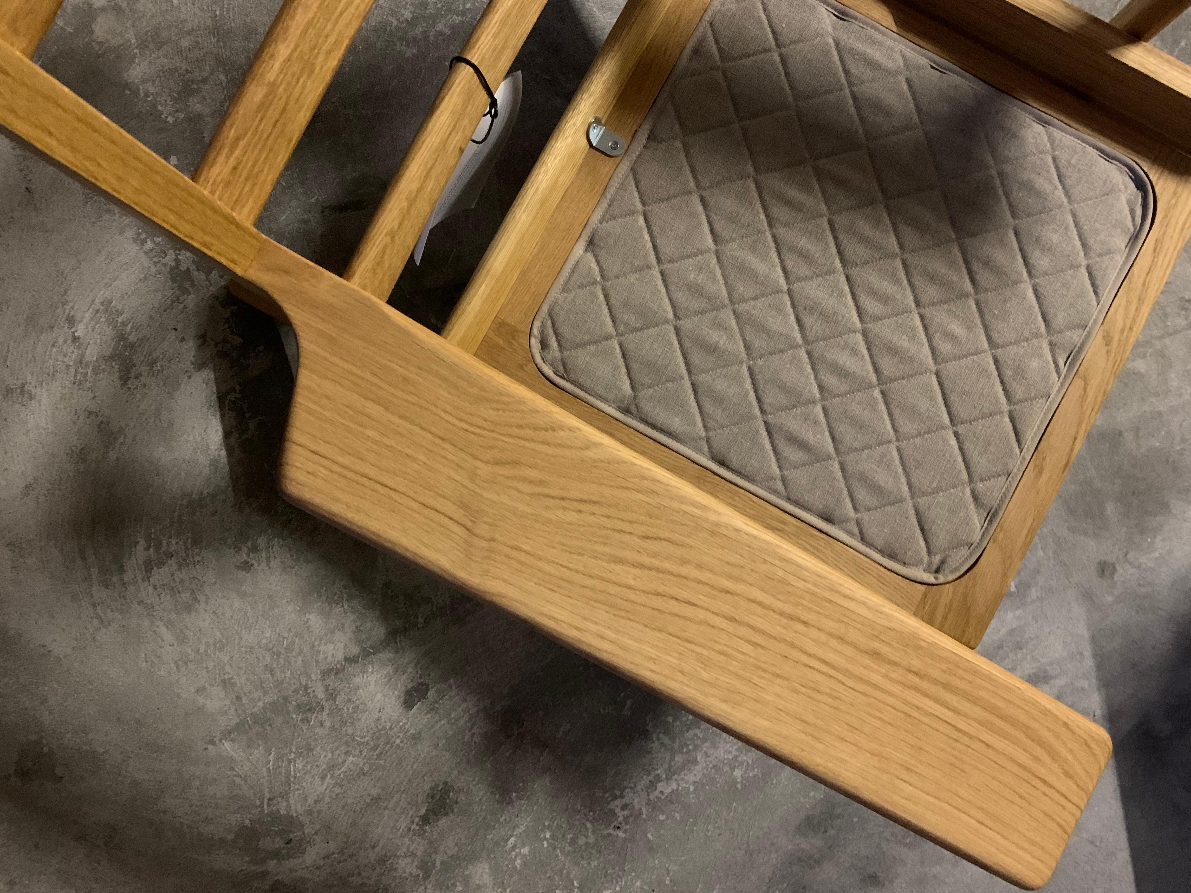 Oak Hans Wegner Lounge Chair GE290, GETAMA, Premium Fabric, Pair Available  3