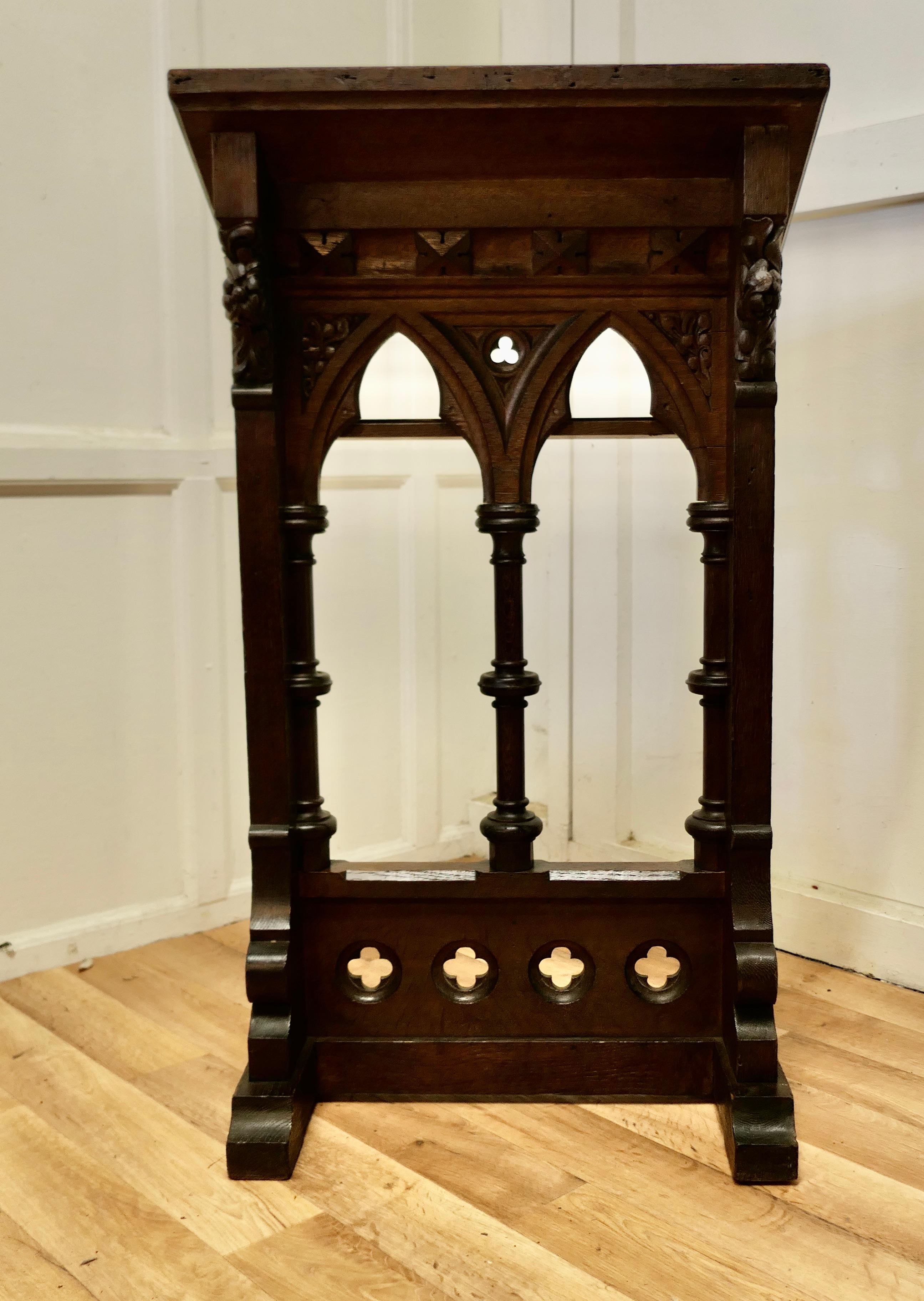 Arts and Crafts Oak Hotel Restaurant Podium Reception Greeting Station, Greeter